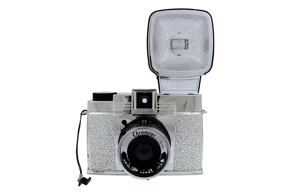 Die Vorderseite der Diana F+ Chrome