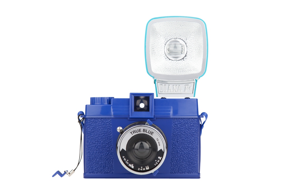 Die Vorderseite der Diana F+ - True Blue