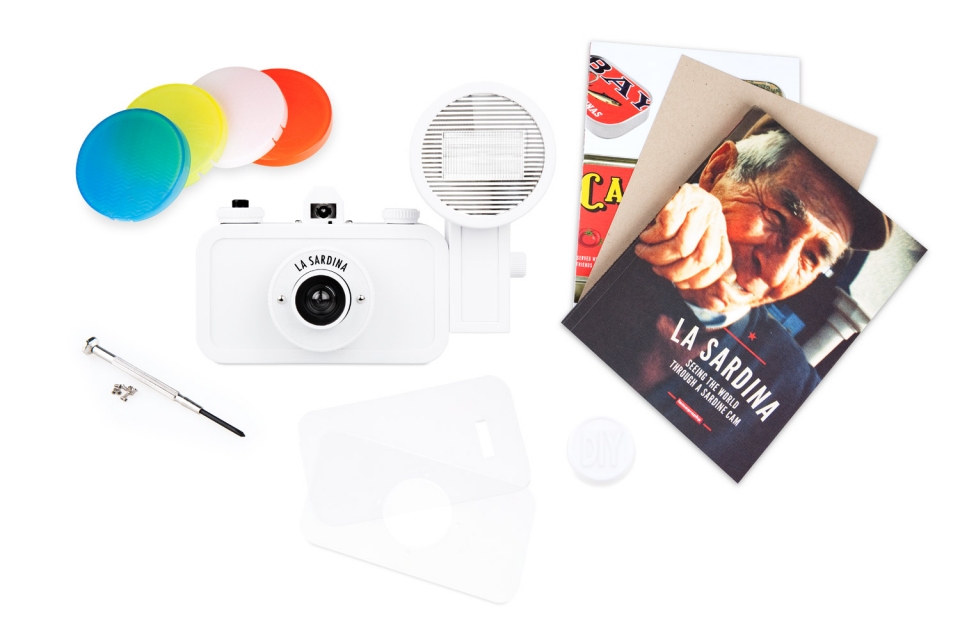 Der Lieferumfang der La Sardina DIY Edition