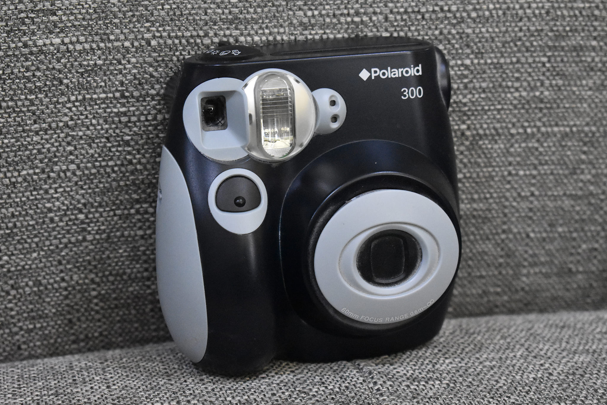 polaroid-300-instant-camera