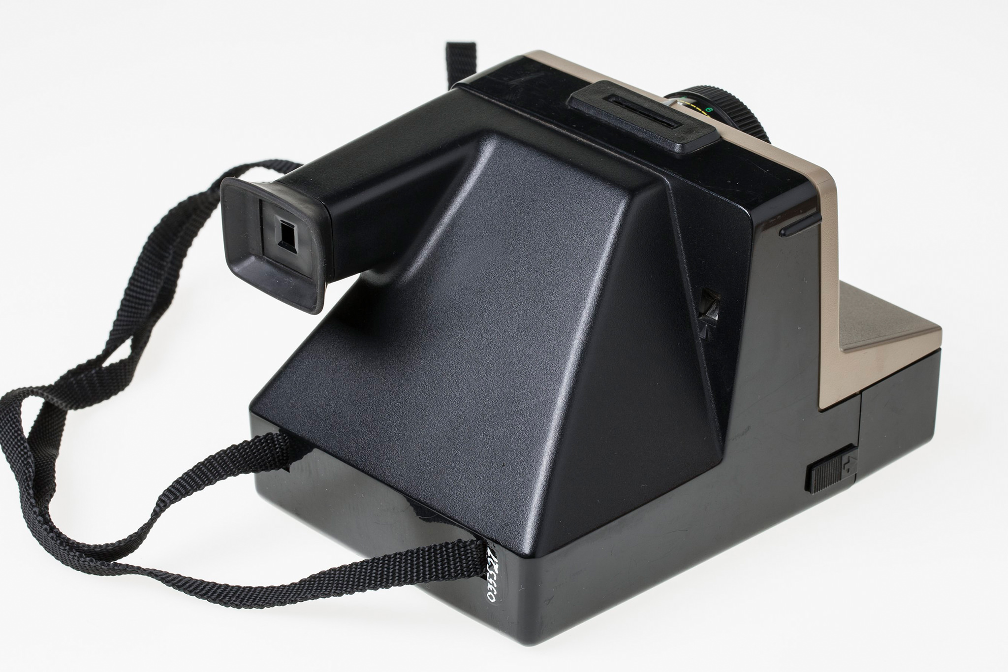 polaroid-1500-back