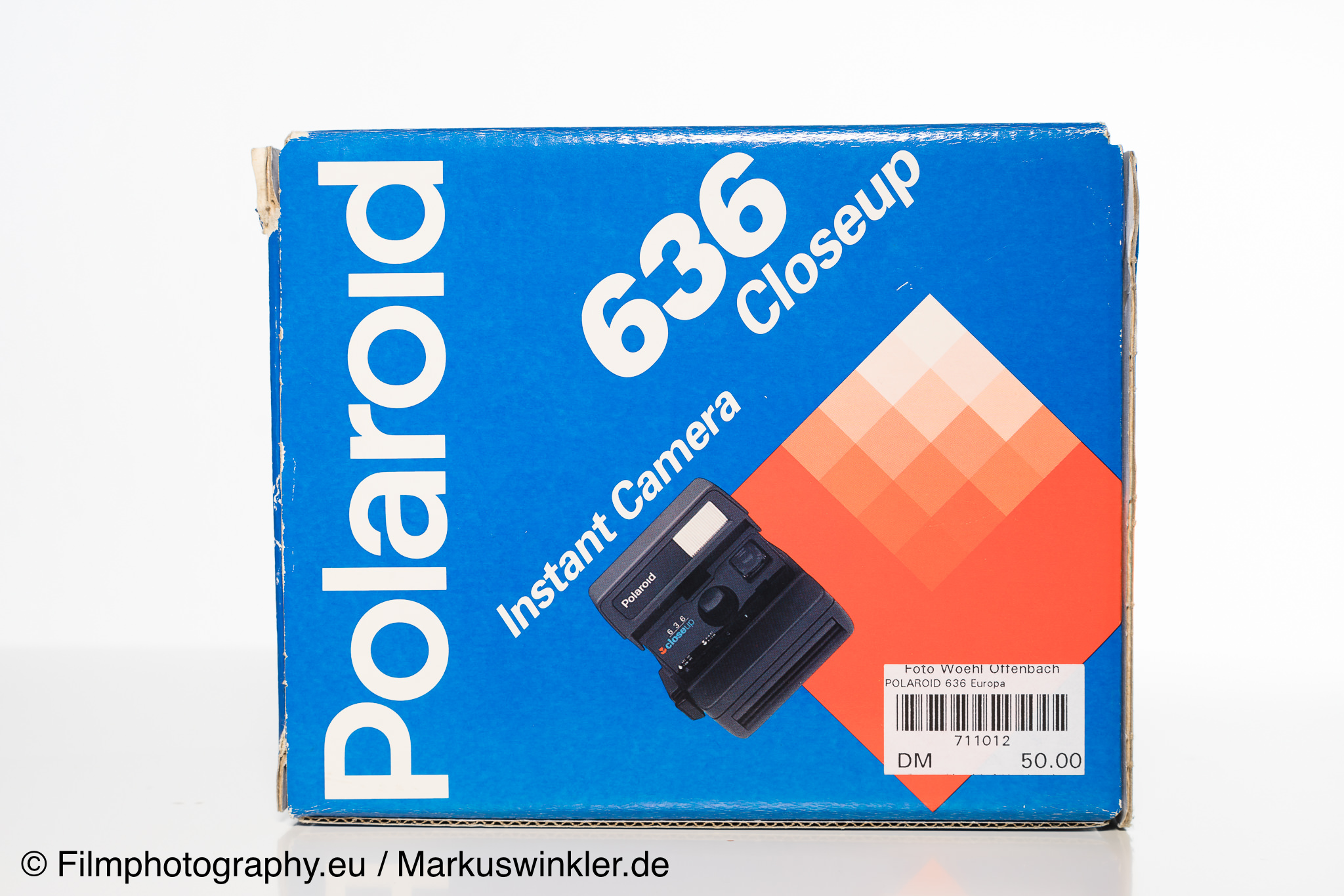 polaroid-636-closeup-karton