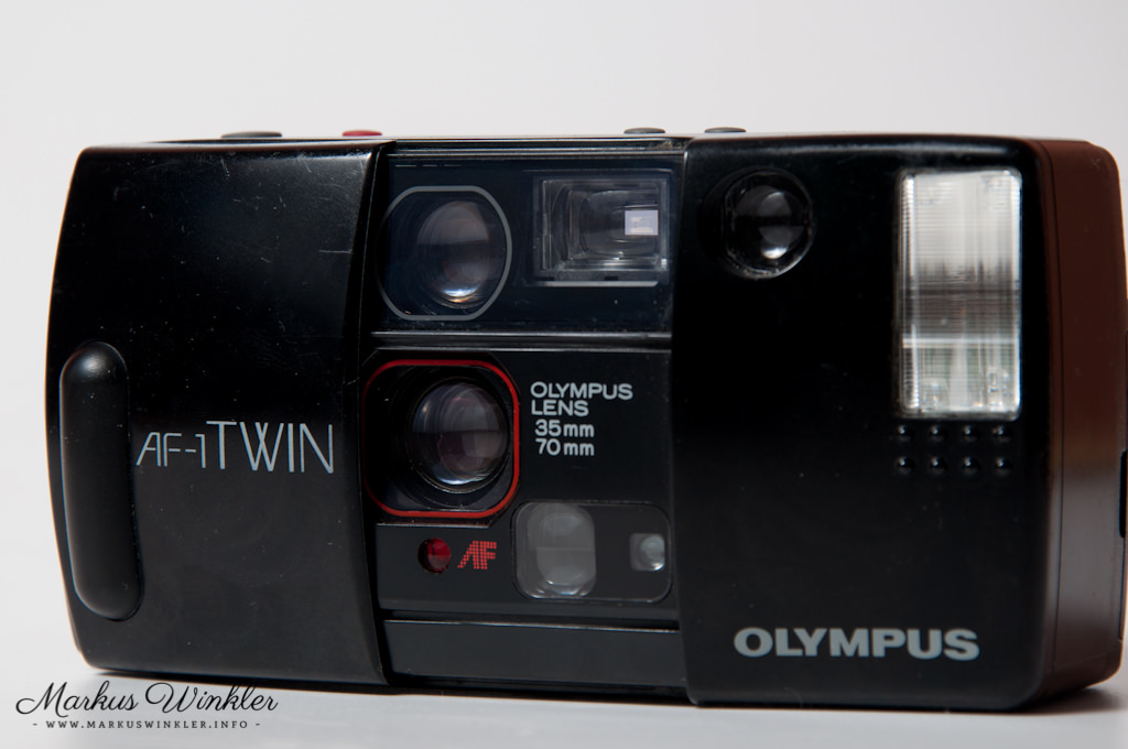 Olympus AF-1 Twin - Front