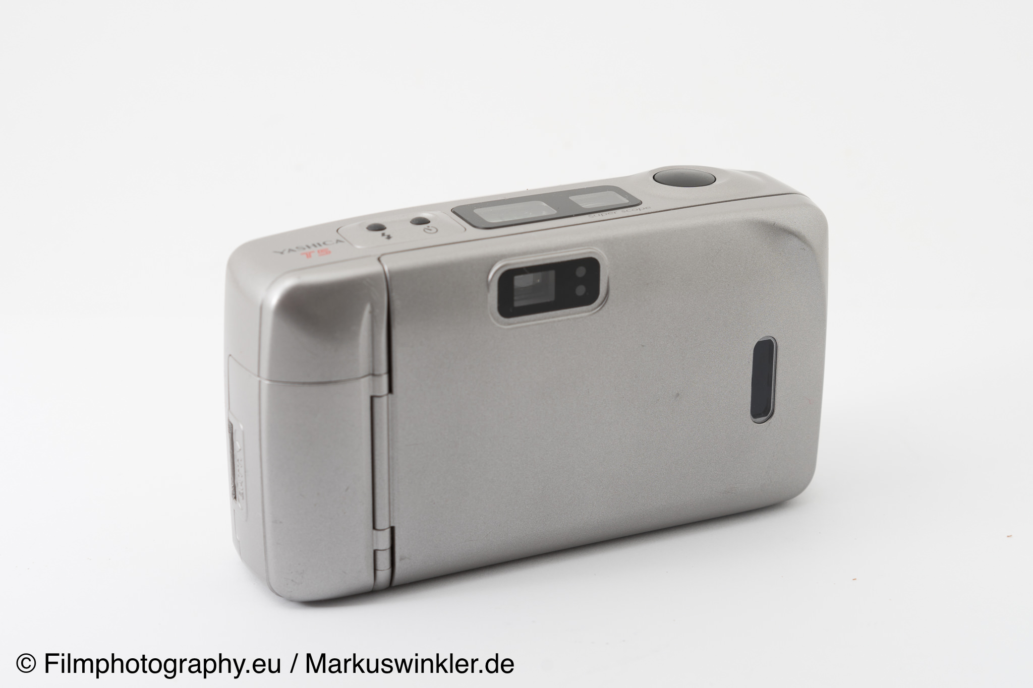 Yashica T5 - Back