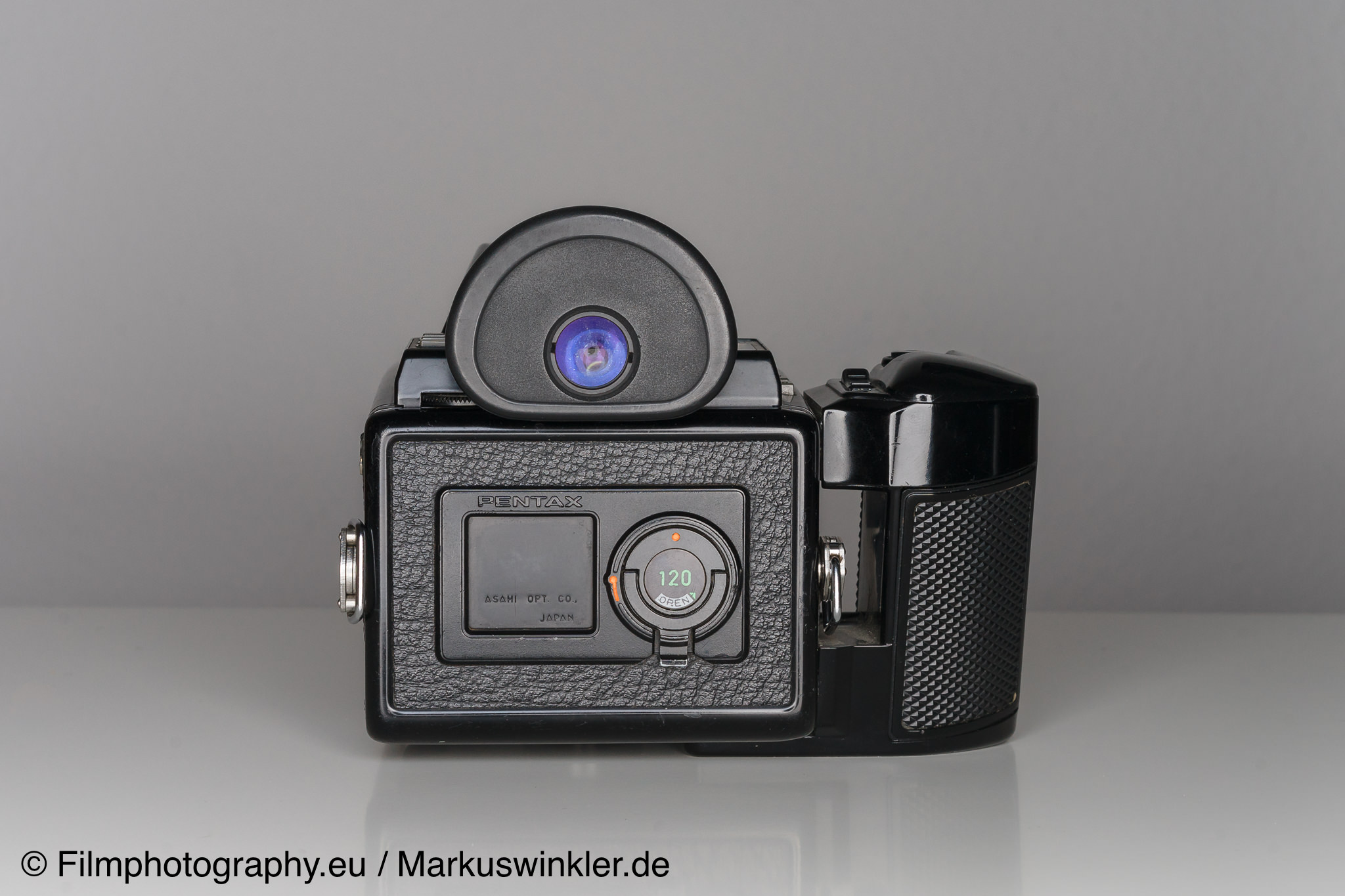 Rückseite der Pentax 645