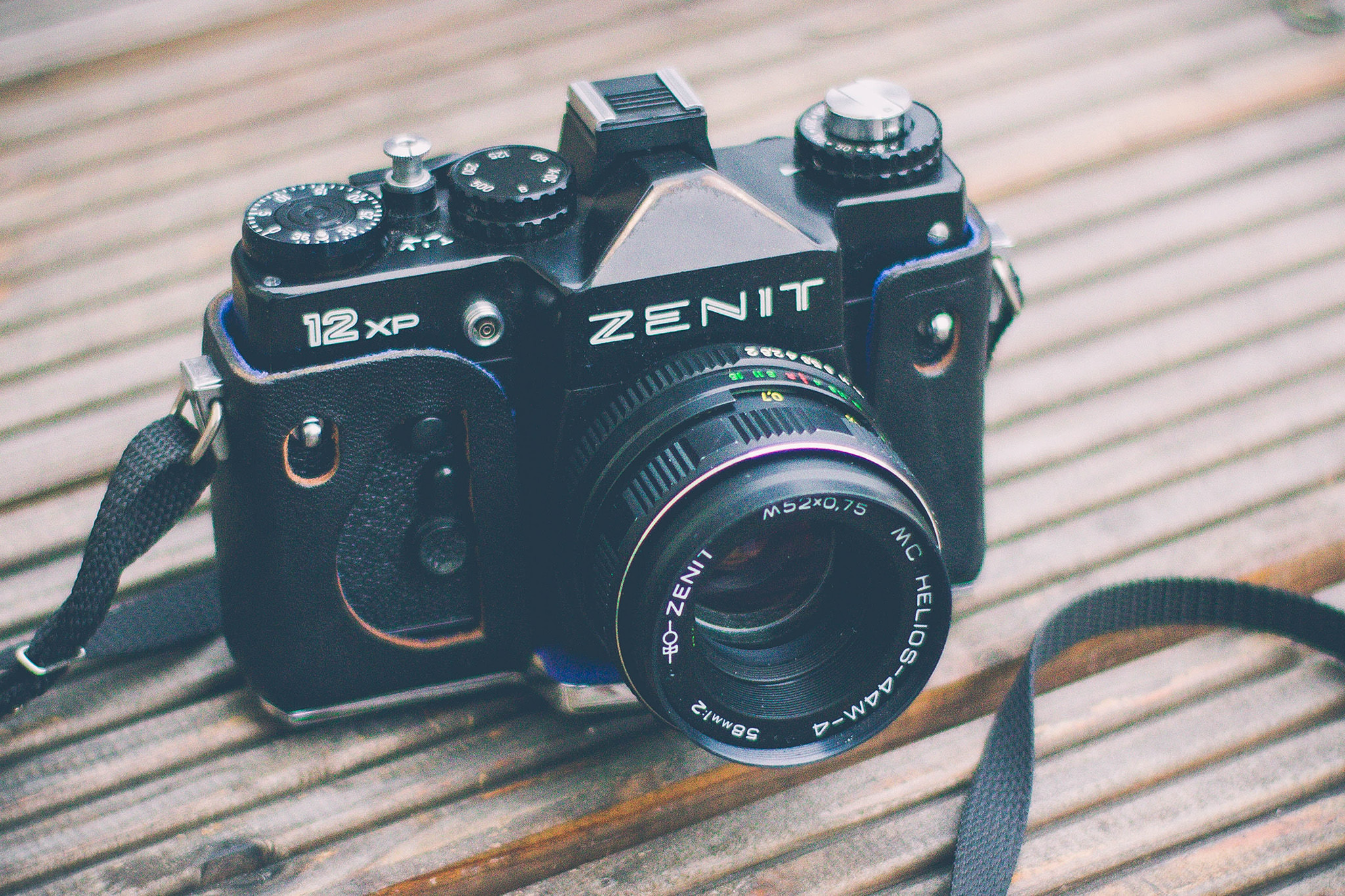 zenit-12xp-slr-model-kmz
