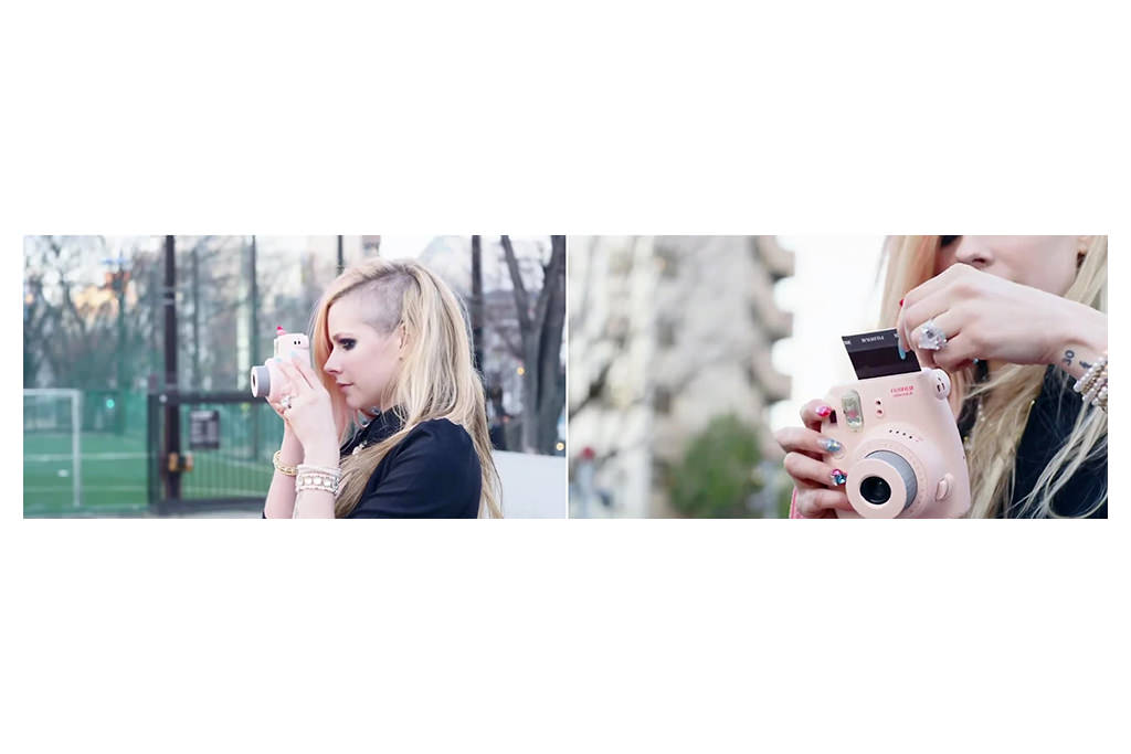 avril-lavigne-hello-kitty-kamera-camera-fujifilm-instax-instant-pink-11373-asf
