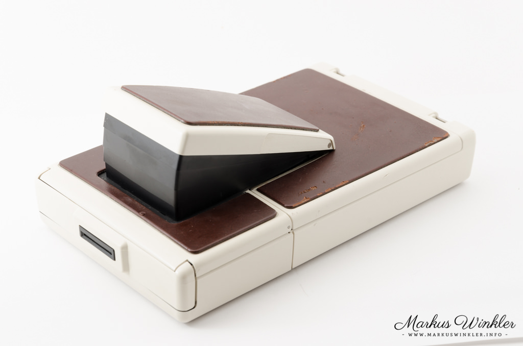 polaroid-sx-70-model-2-white-top