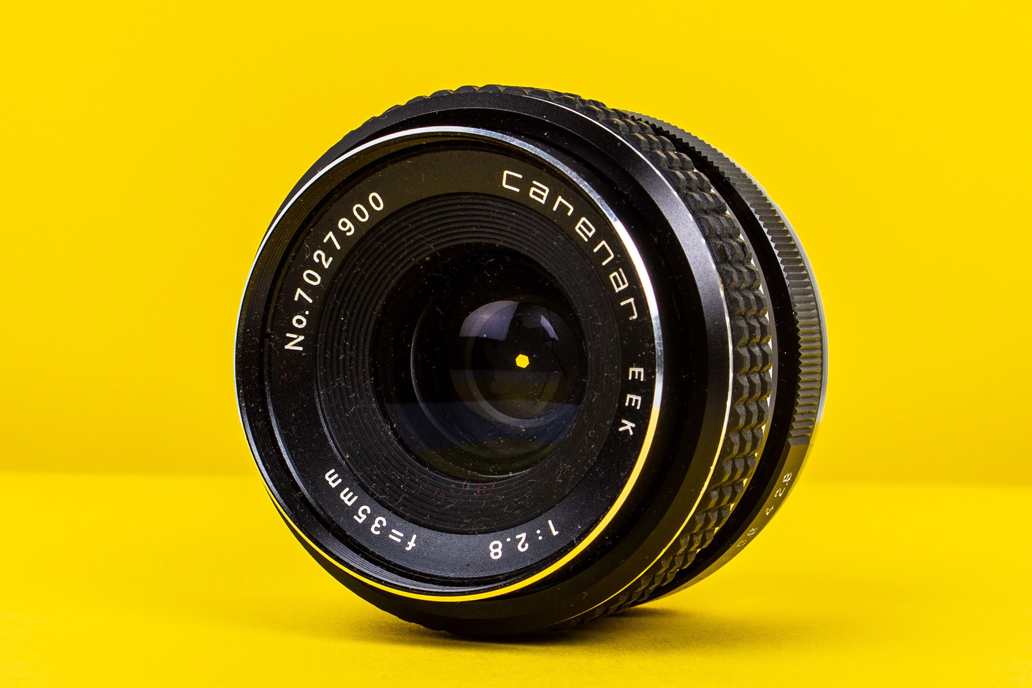 Carenar-35mm-f-2.8-objektiv