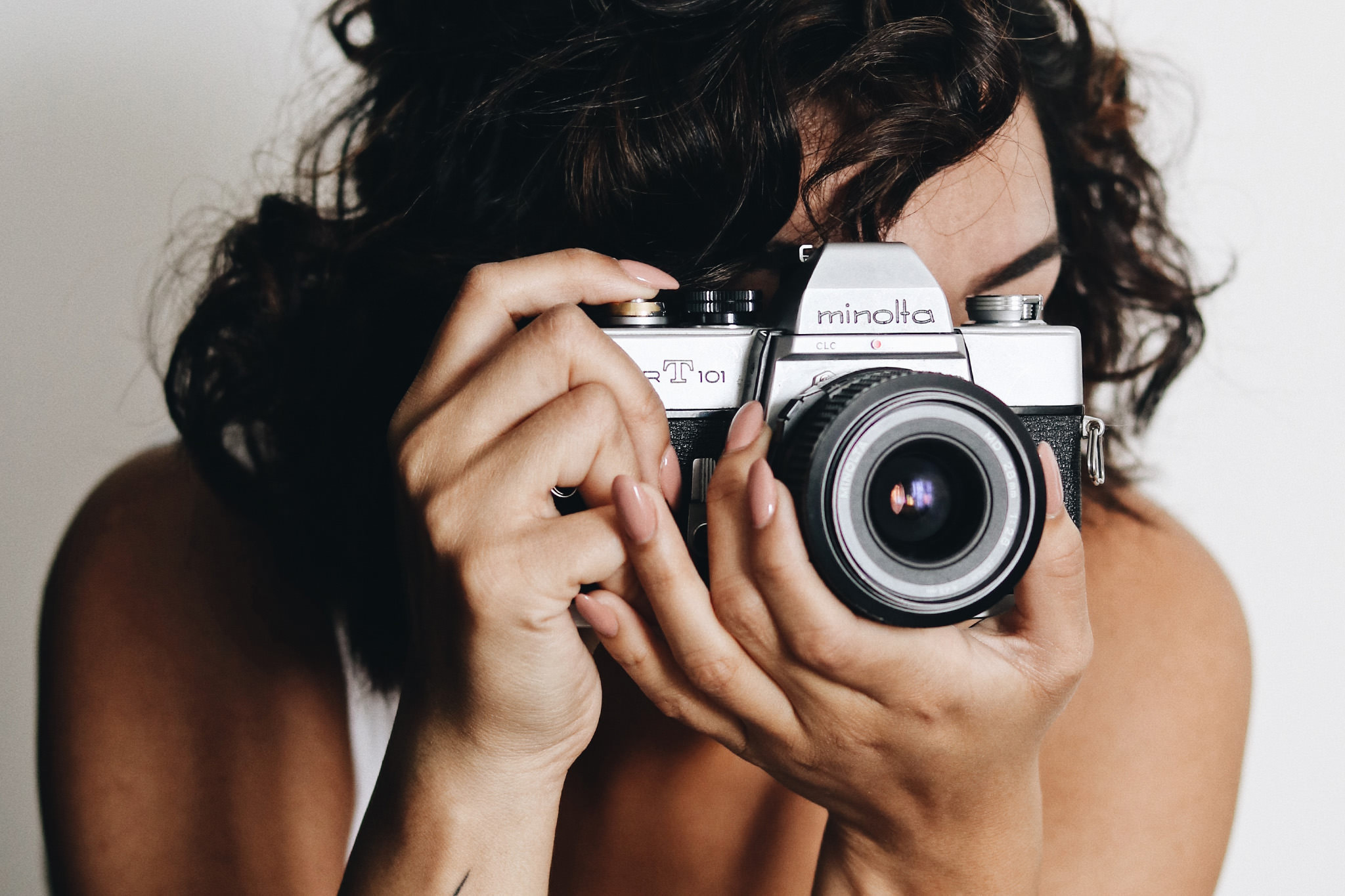 studio-portrait-photographer-girl