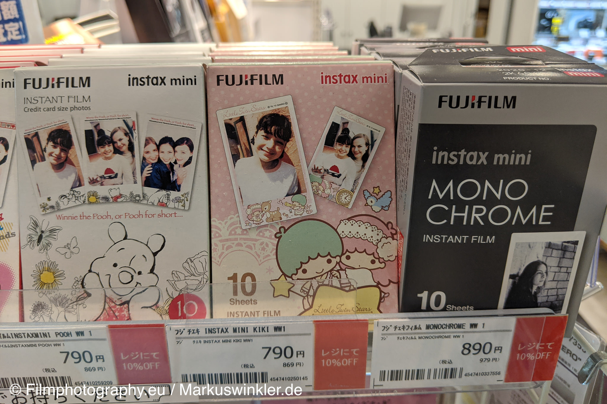 fujifilm-instax-mini-little-twin-stars-kiki-lara-film-sofortbild