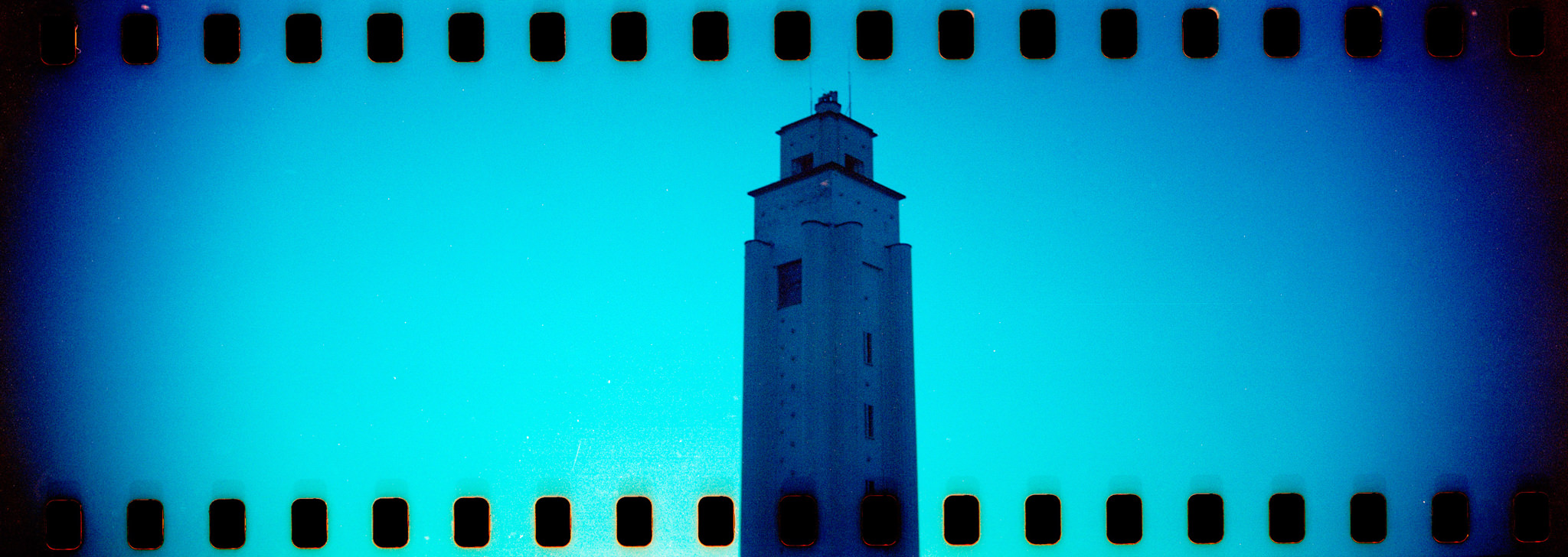 hydrochrome-suttons-belair-35mm-12