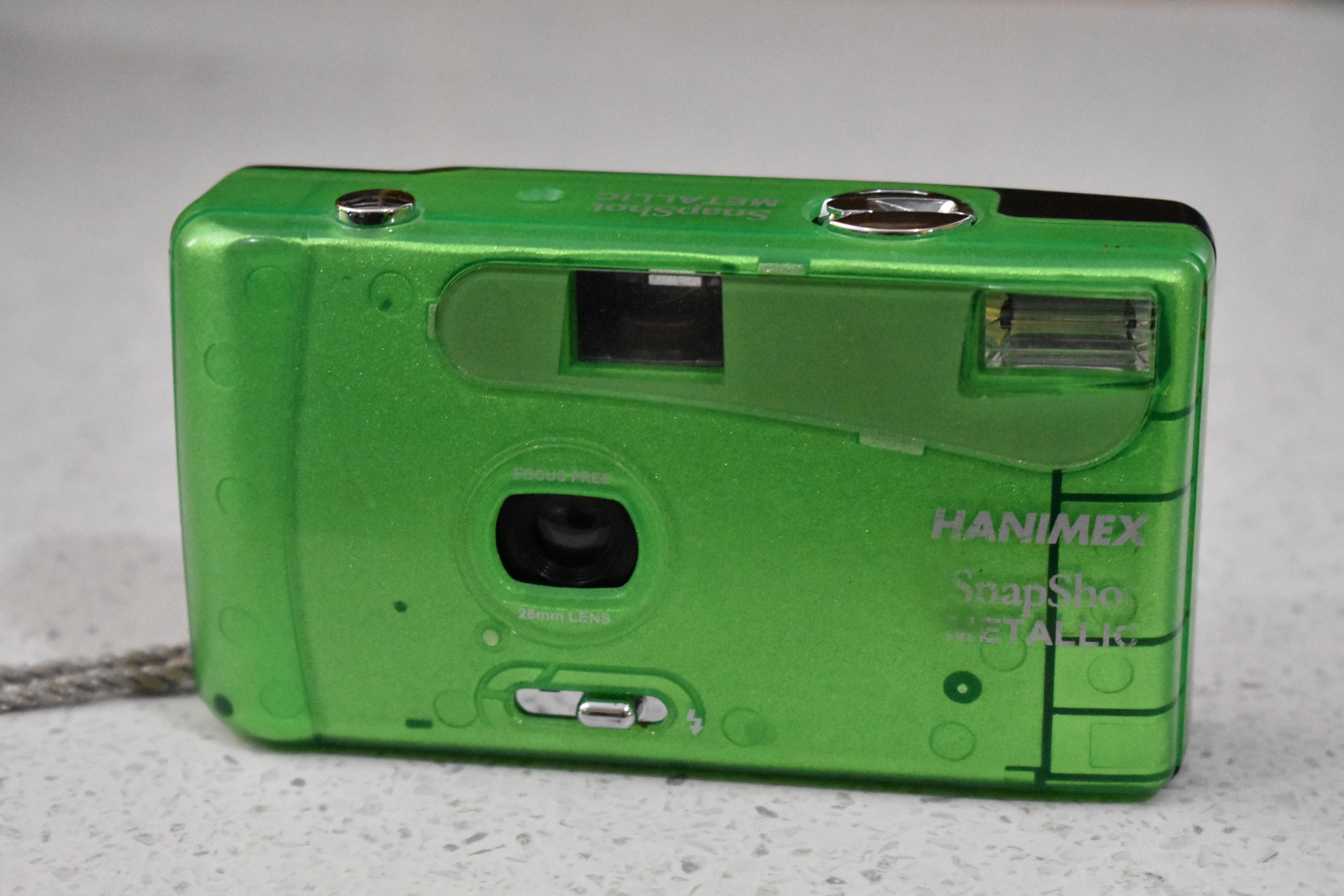Hanimex-Snapshot-Metallic-35mm-camera