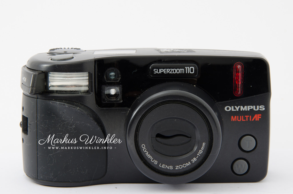 olympus-superzoom-110-kleinbildkamera