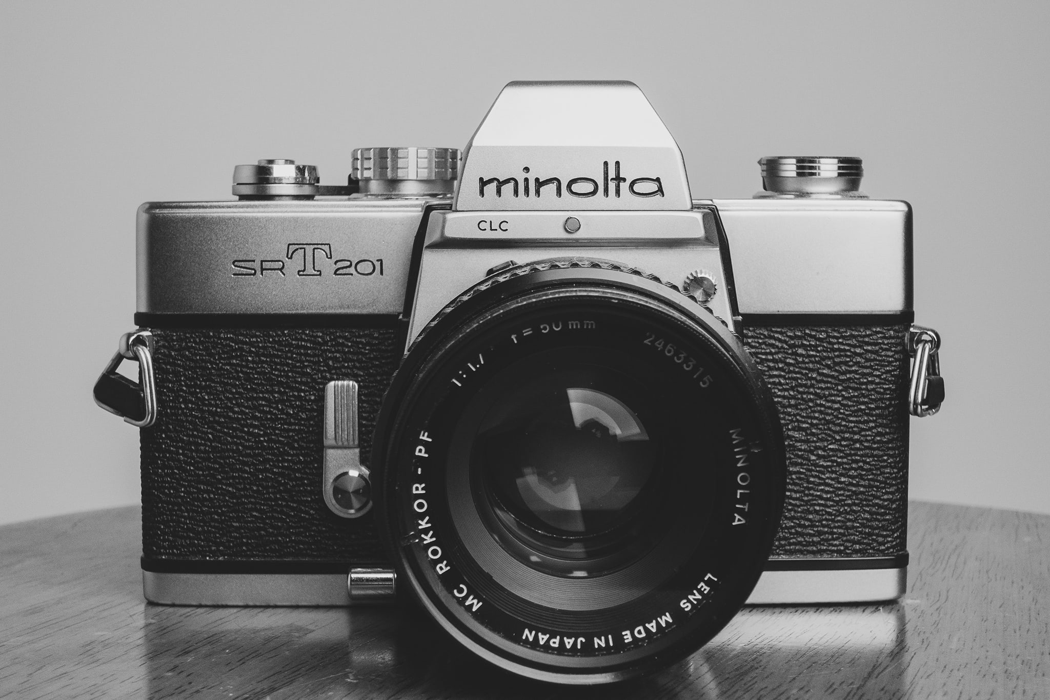 minolta-sr-t-201-35mm-slr-camera