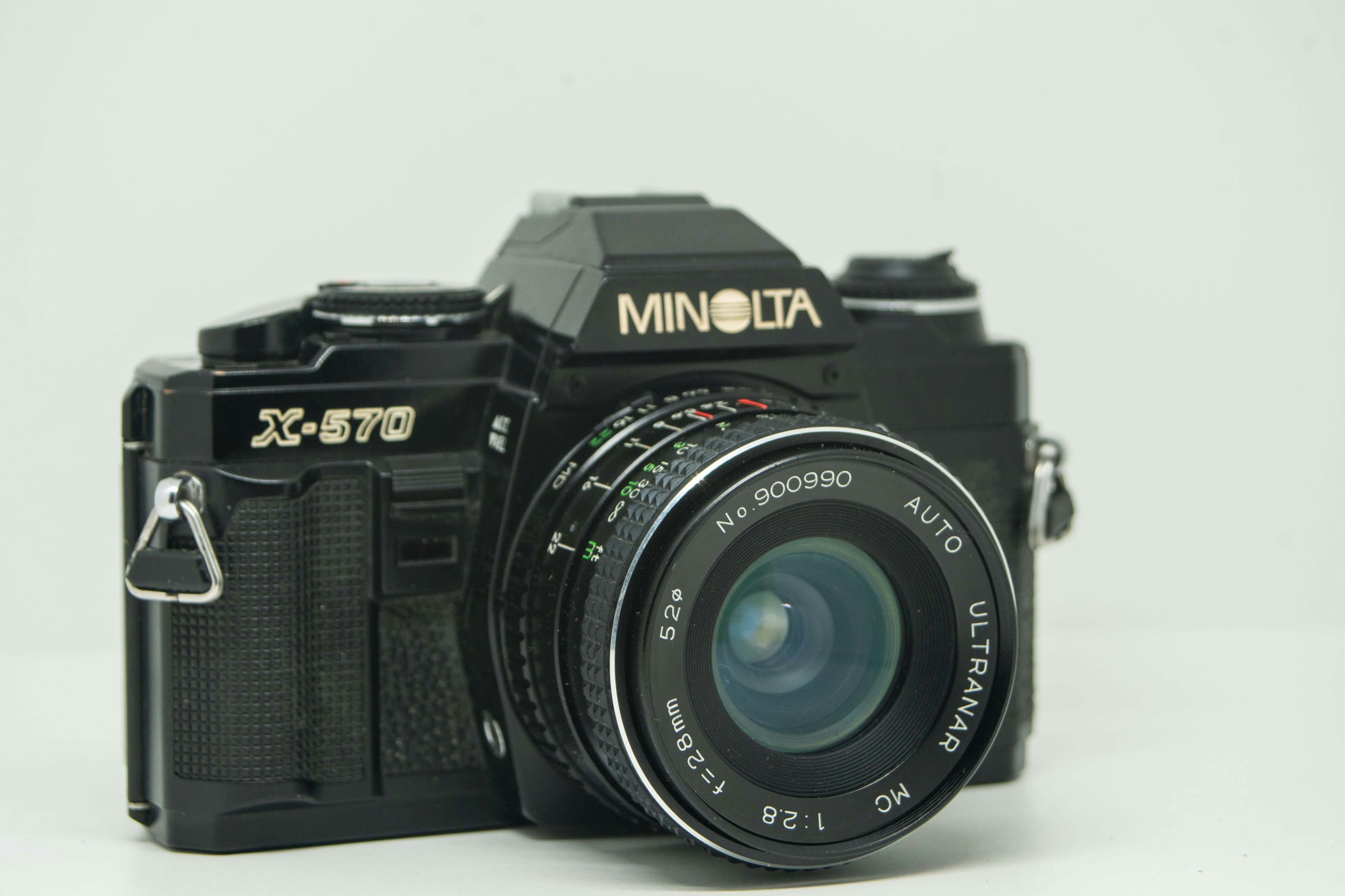 minolta-x-570-35mm-slr-camera-japan