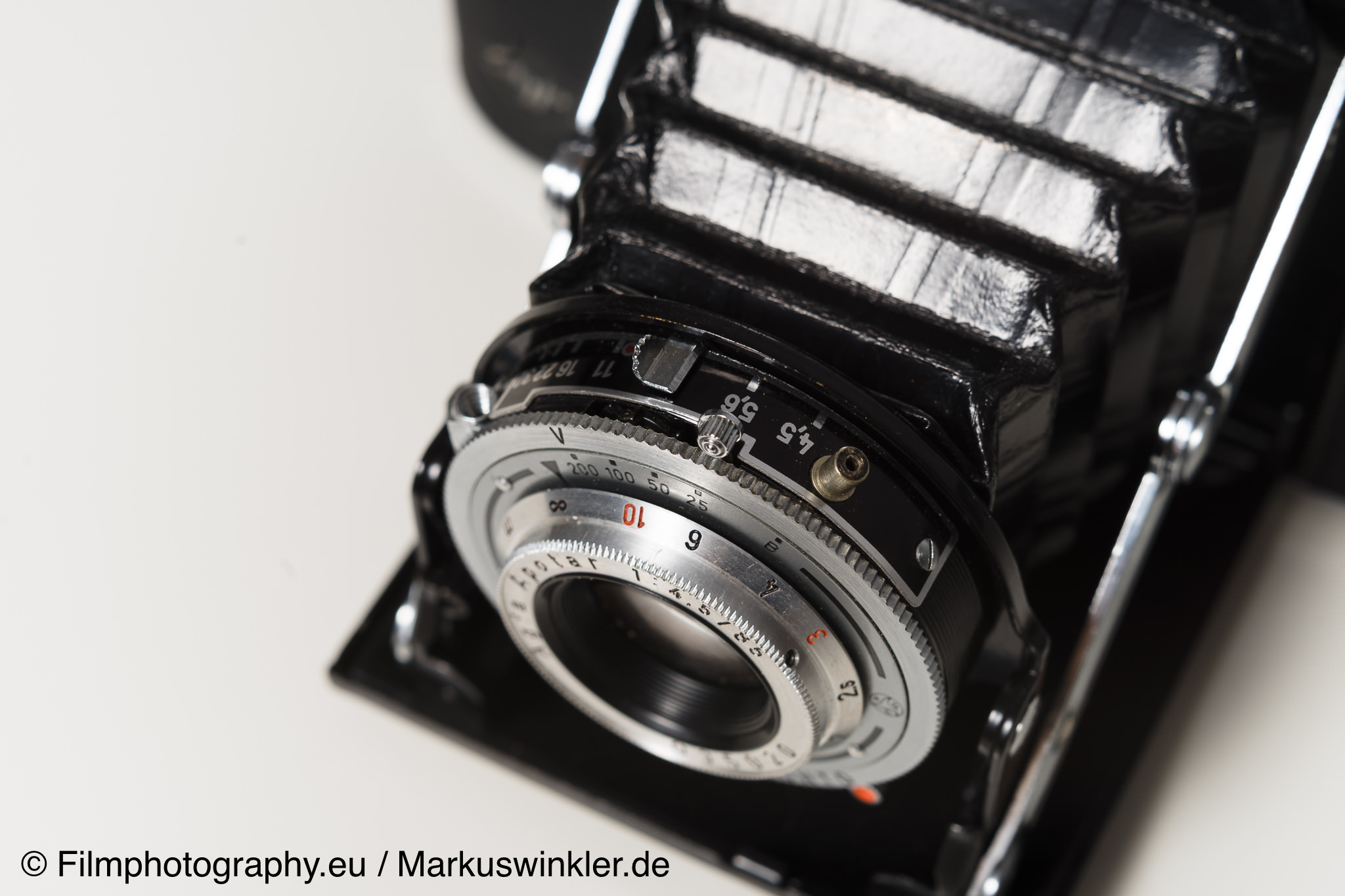 agfa-isolette-2-3