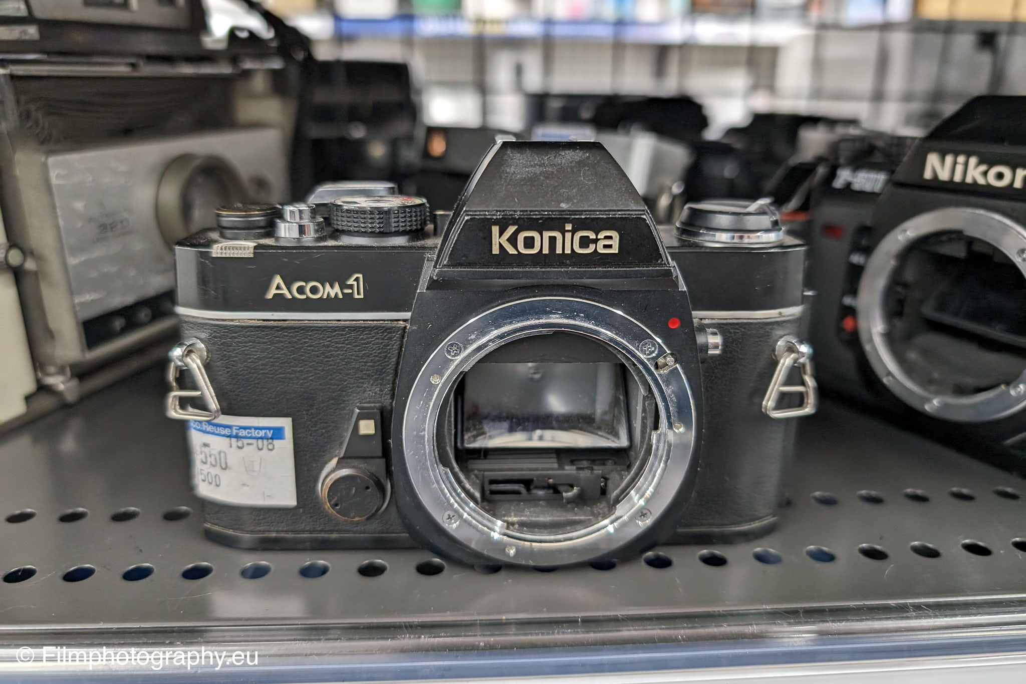 konica-acom-1-slr-35mm-camera