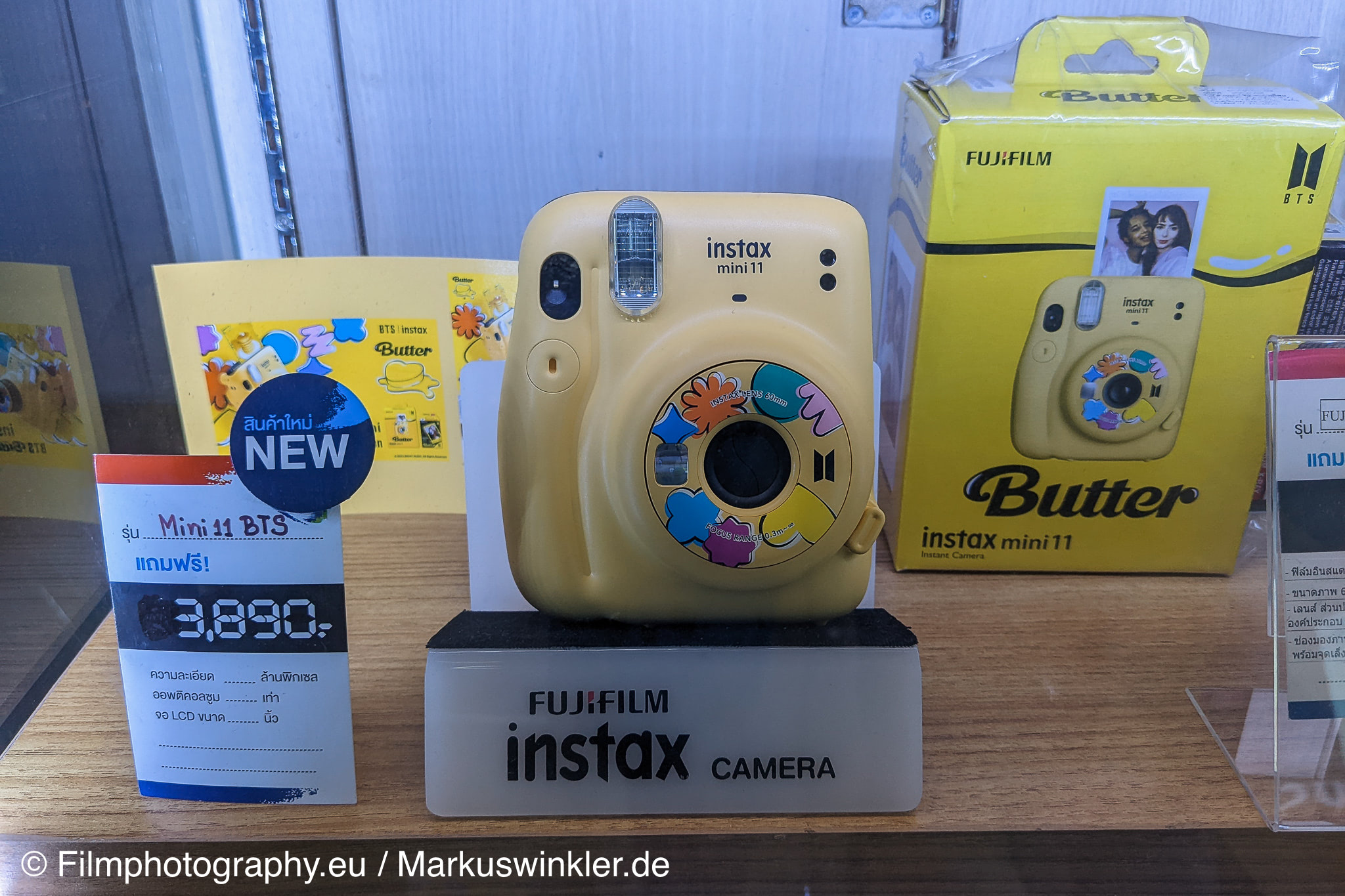 instax-mini-11-bts-butter-1