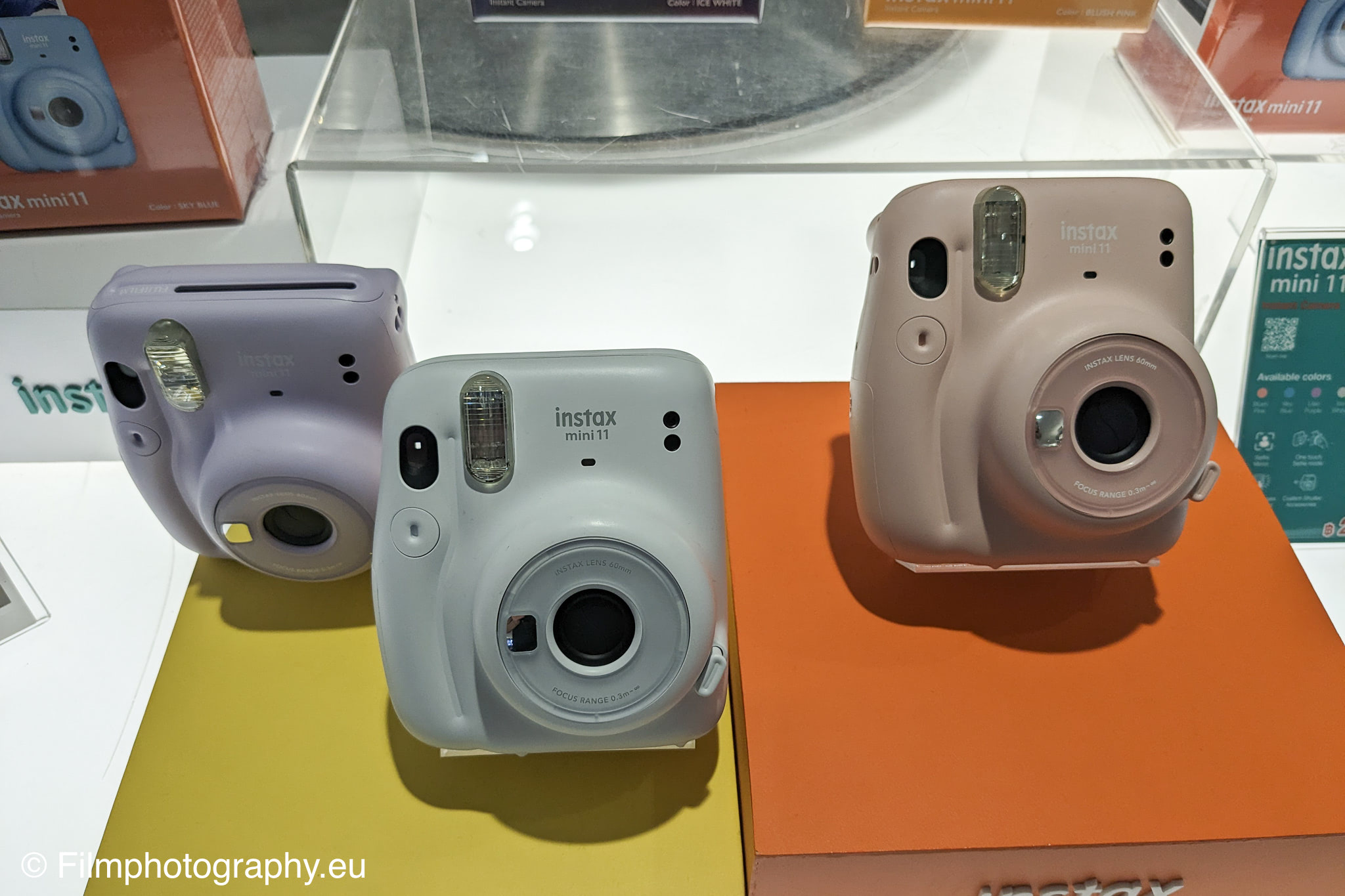 instax-mini-11-instant-film-camera-2
