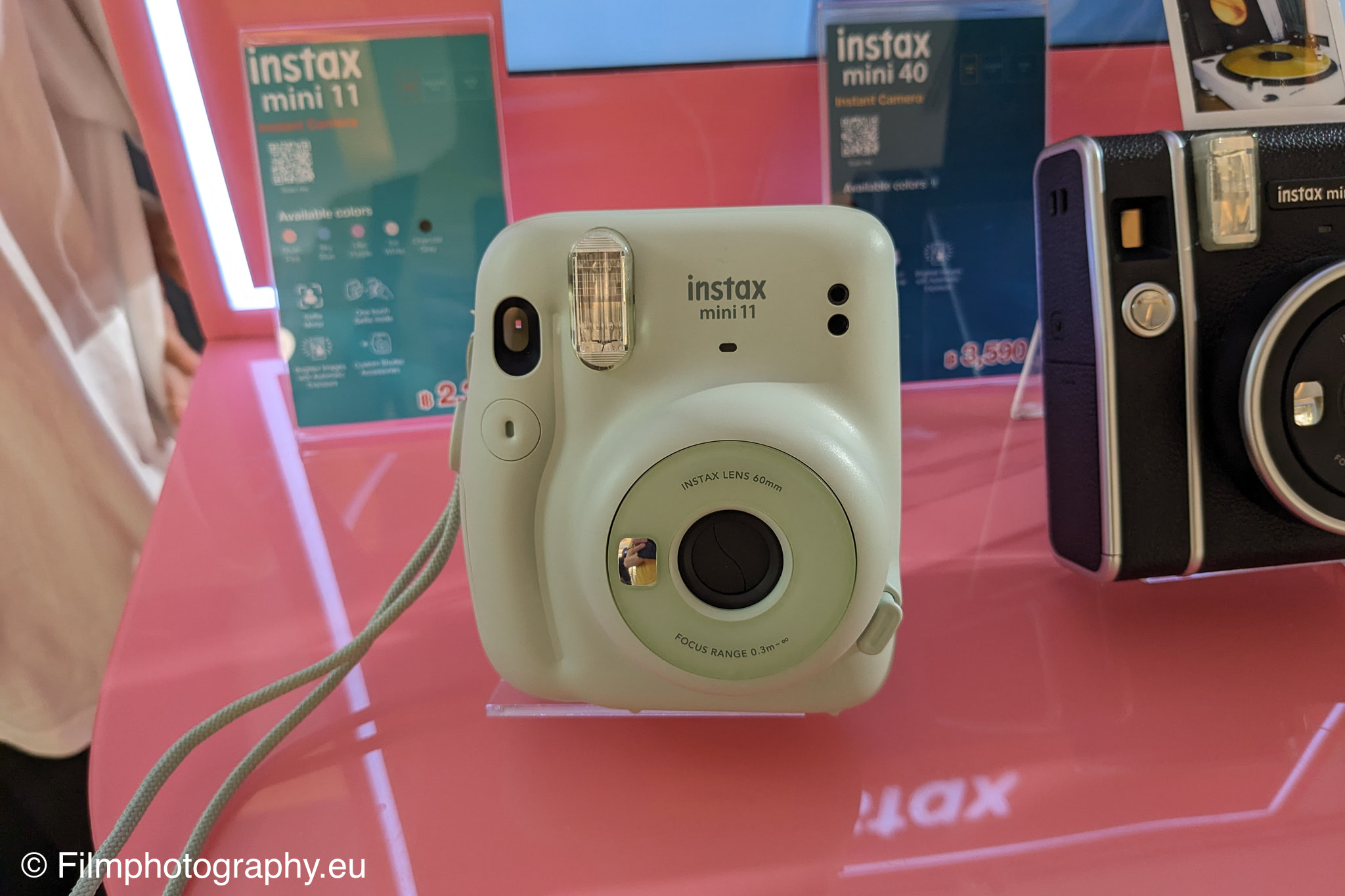 instax-mini-11-instant-film-camera-4