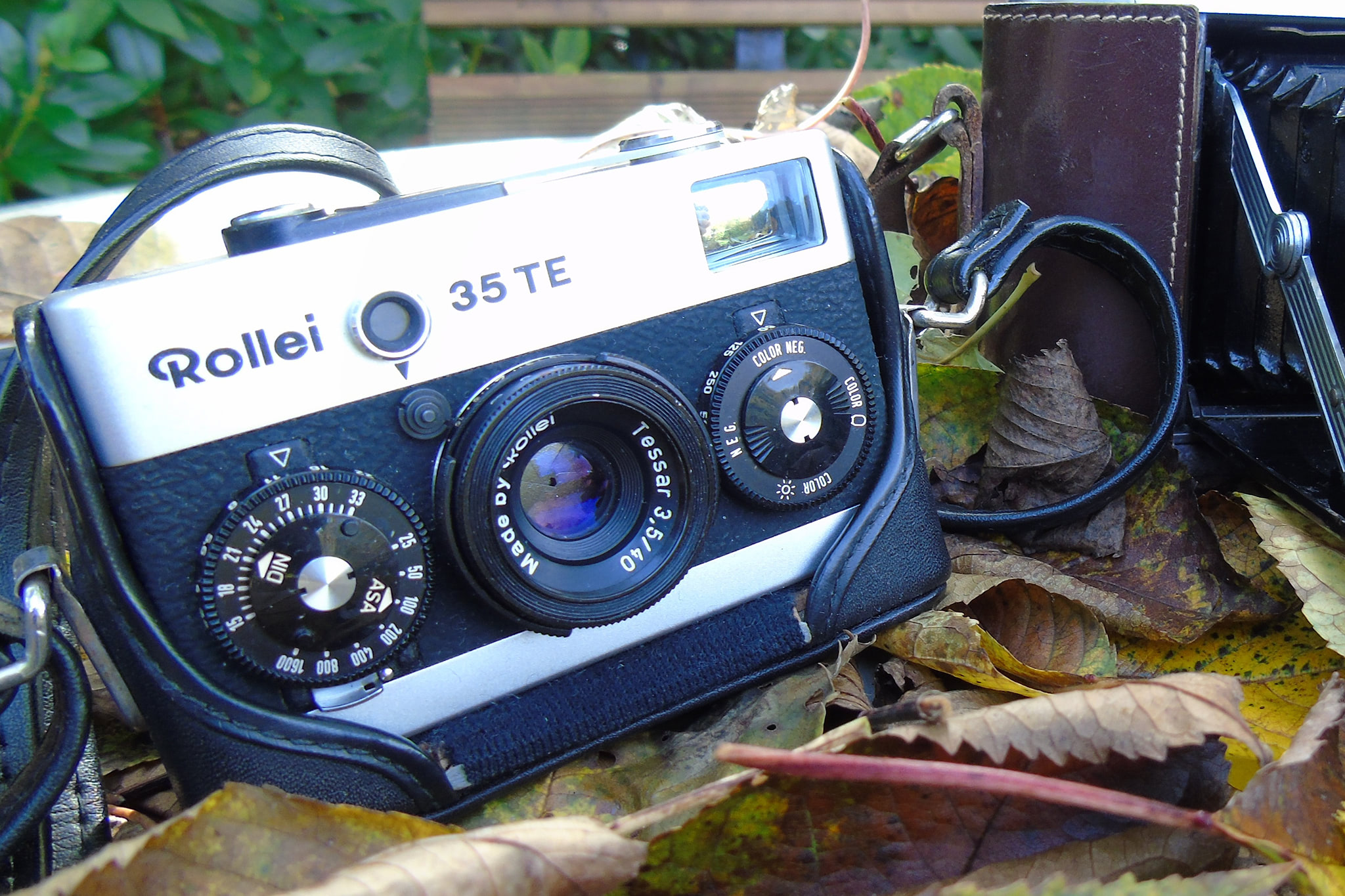 rollei-35-te-35mm-camera-guide