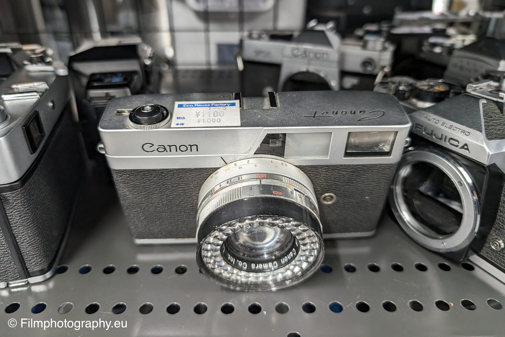 canon-canonet-35mm-camera-guide-2