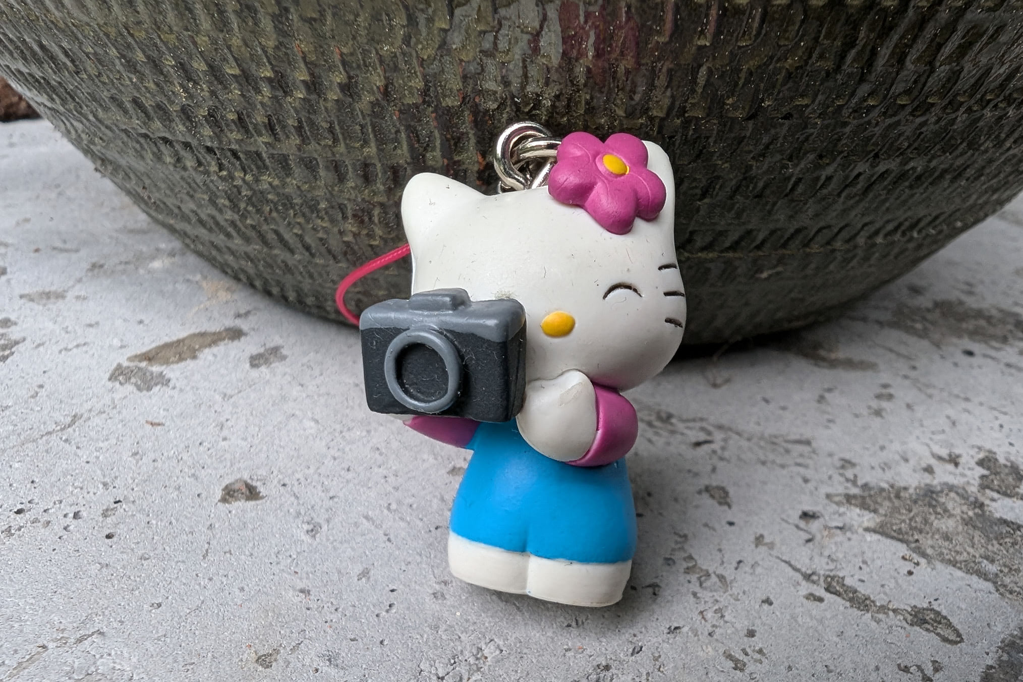 sanrio-kamera-analog-film-hello-kitty