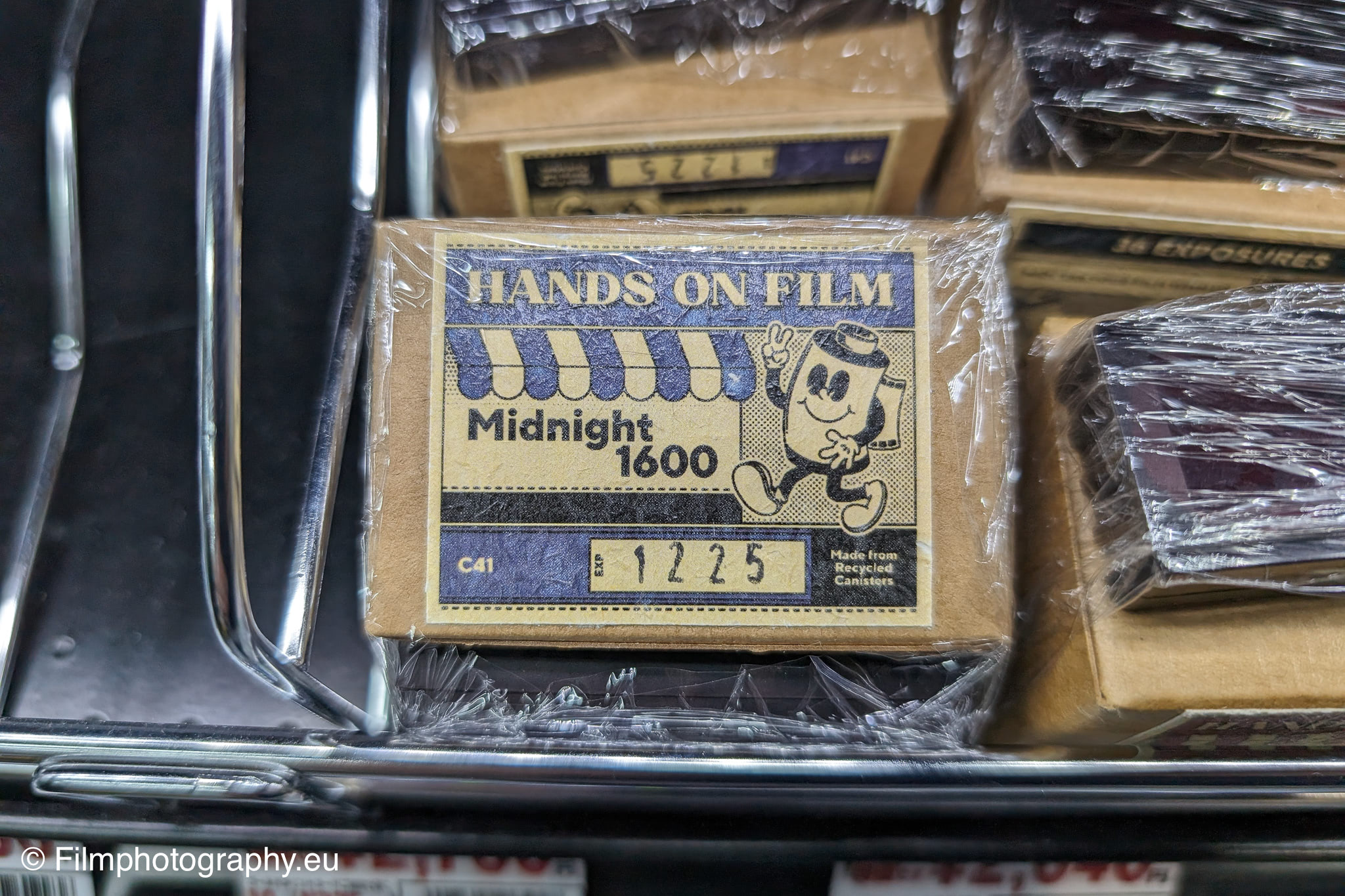 hands-on-film-midnight-1600-35mm
