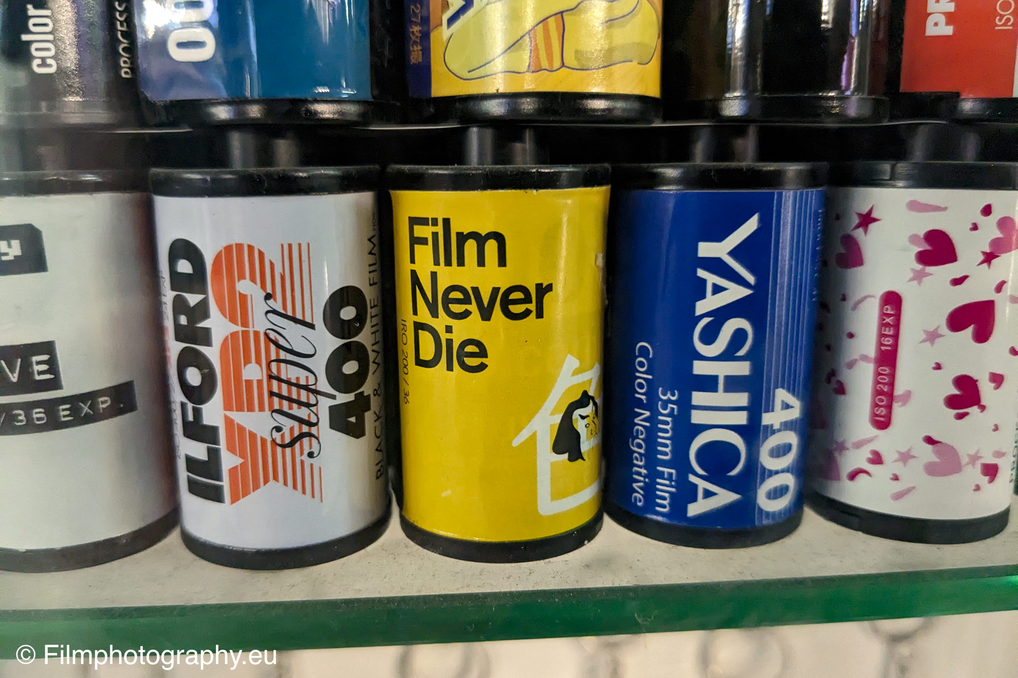 filmneverdie-iro-200-35mm-c41