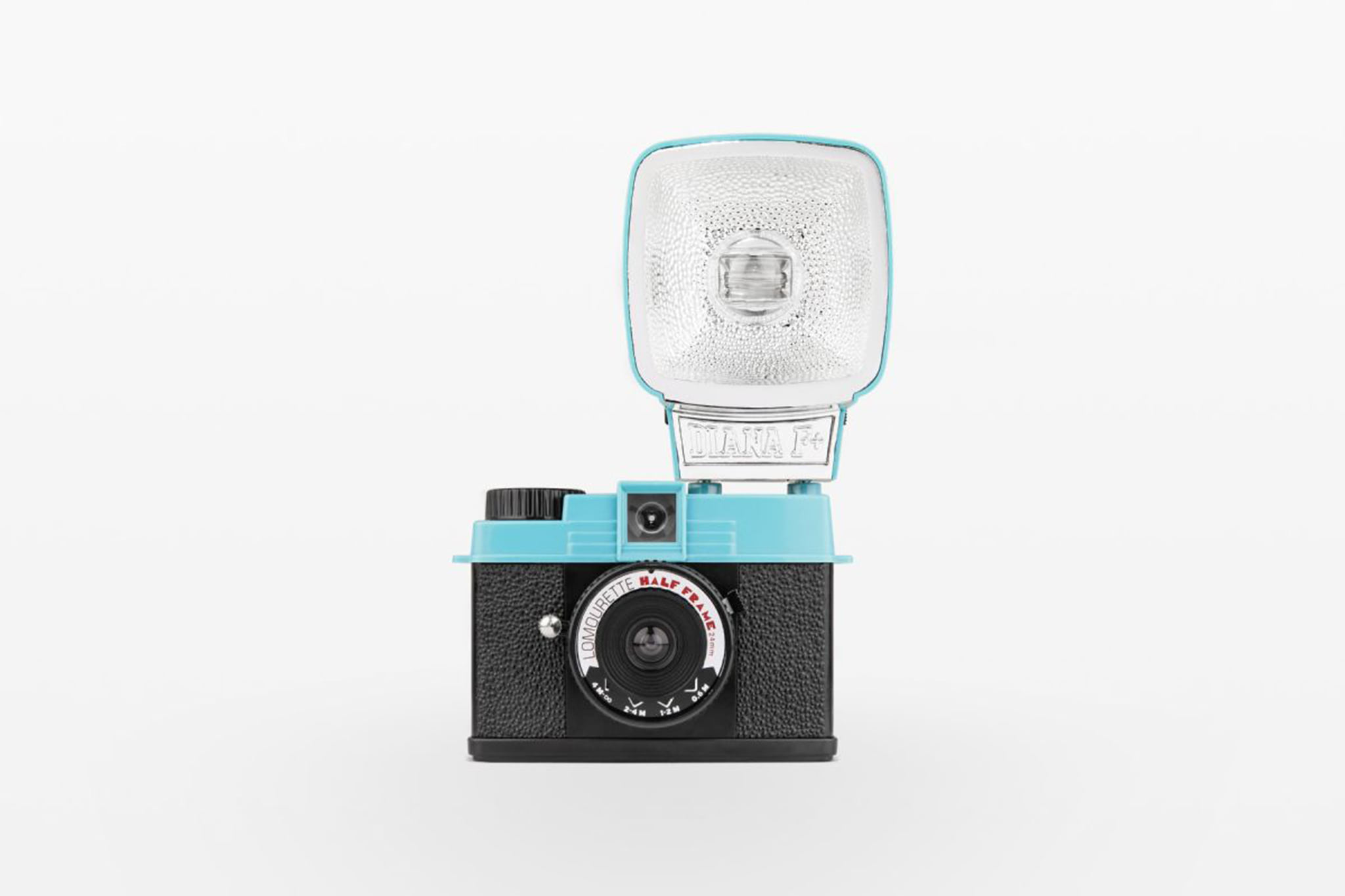 lomography-lomourette-half-frame-35mm-camera