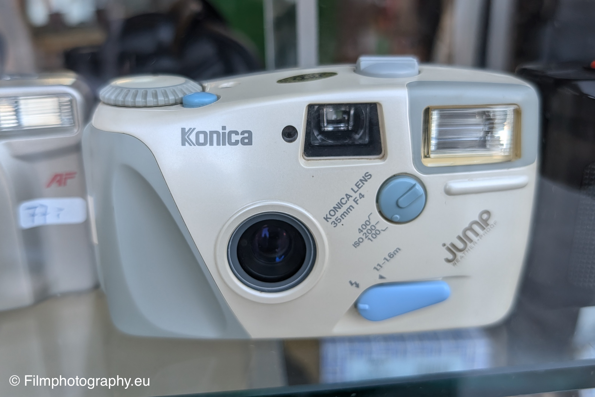 konica-jump-weatherproof-35mm-japan