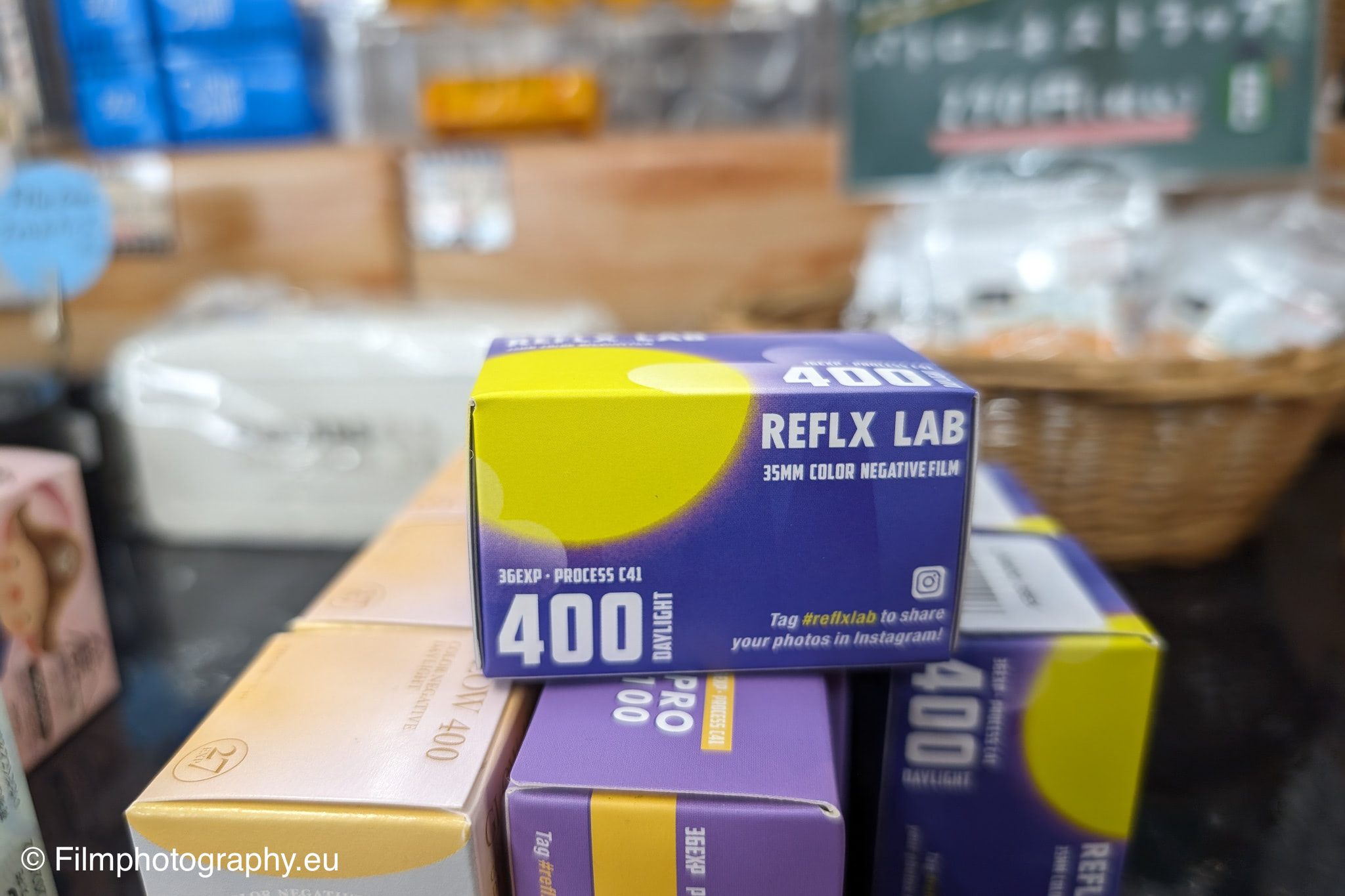 reflx-lab-400-35mm