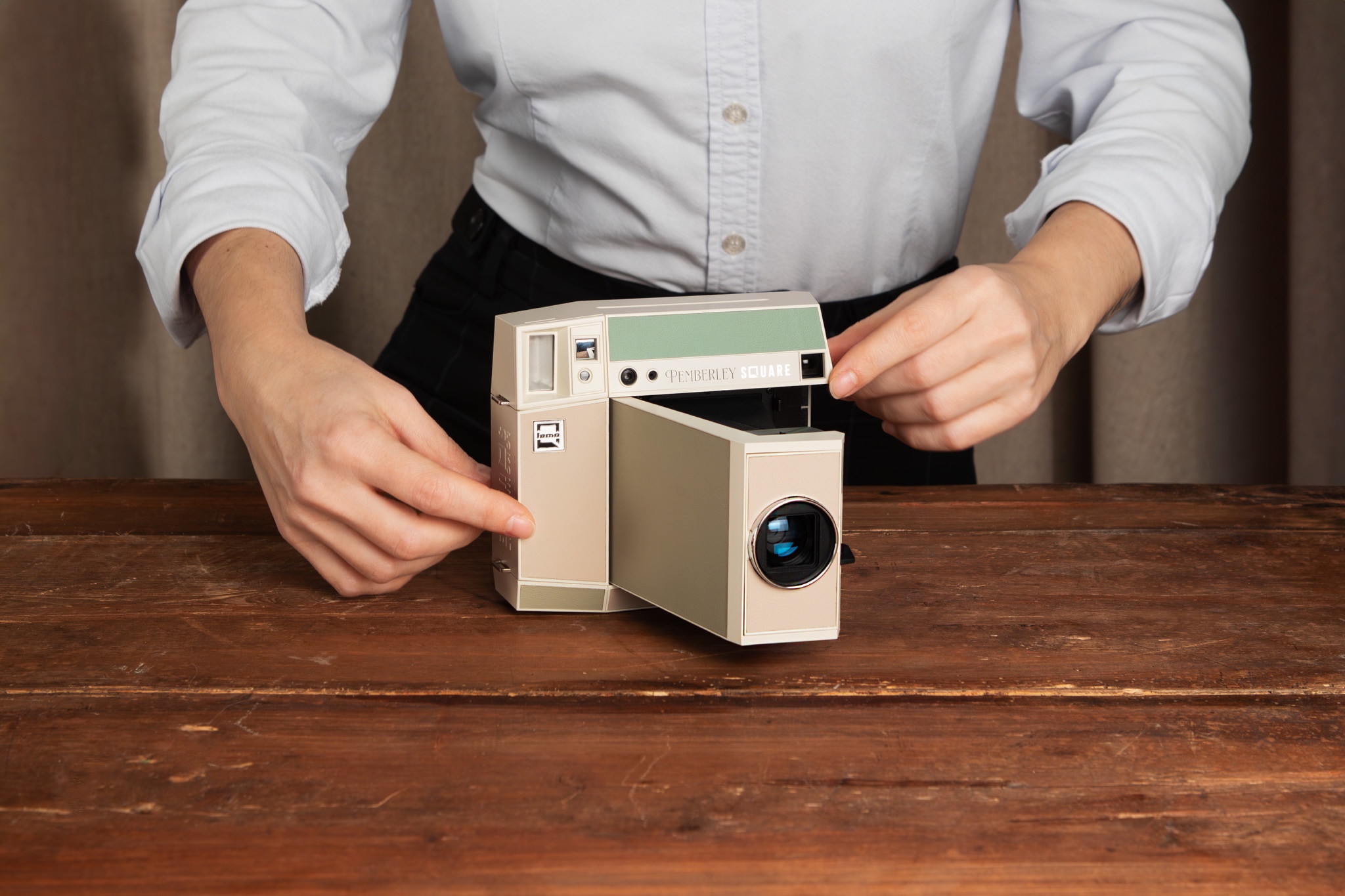 lomoinstant-square-pemberley-edition-camera