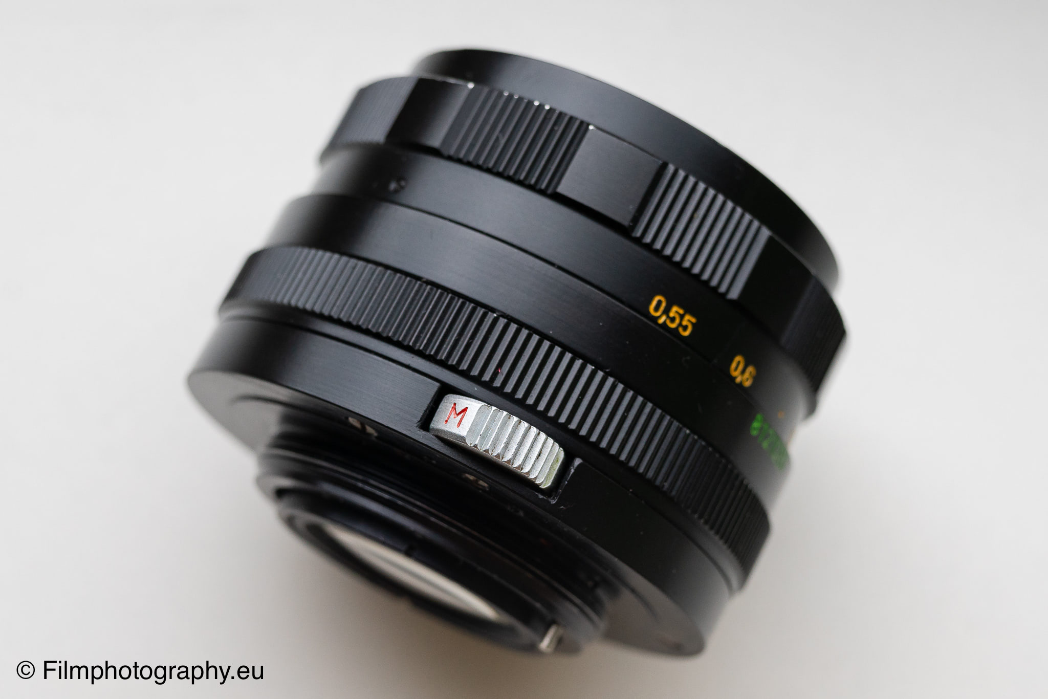 zenit-helios-44m-58mm-f-2-lens-bokeh