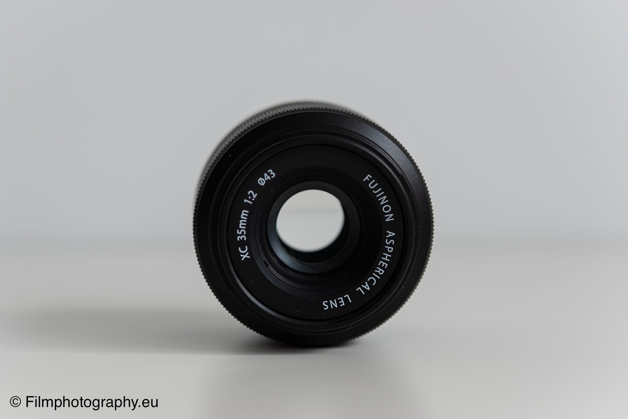 fujifilm-fujinon-xc-35mm-f-2-lens