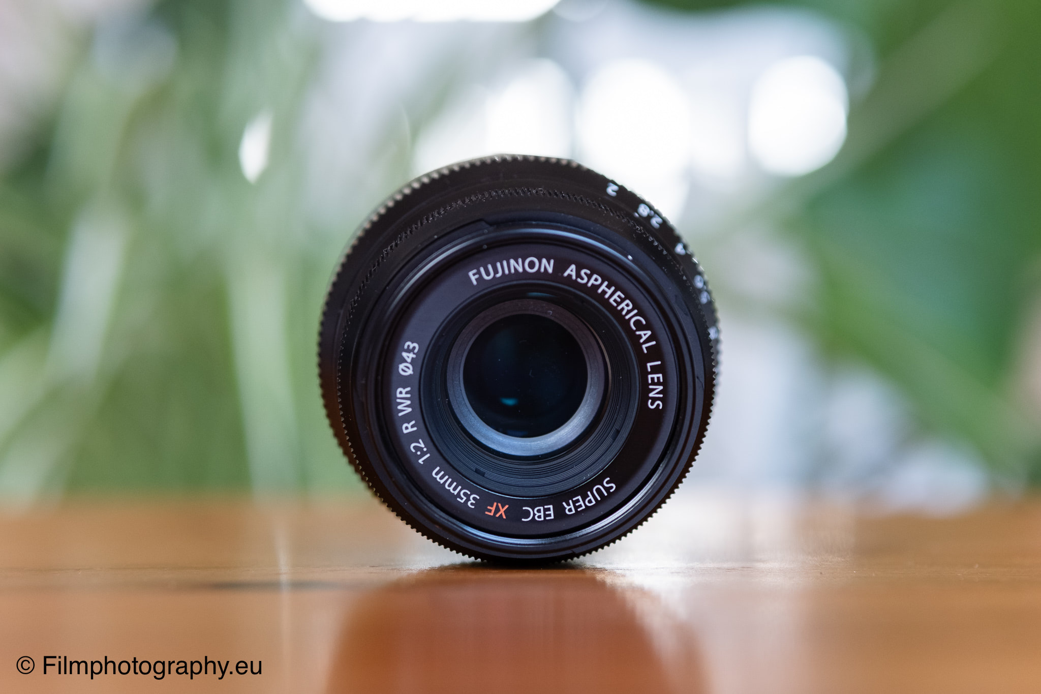 fujifilm-fujinon-xf-35mm-f-2-r-wr-lens