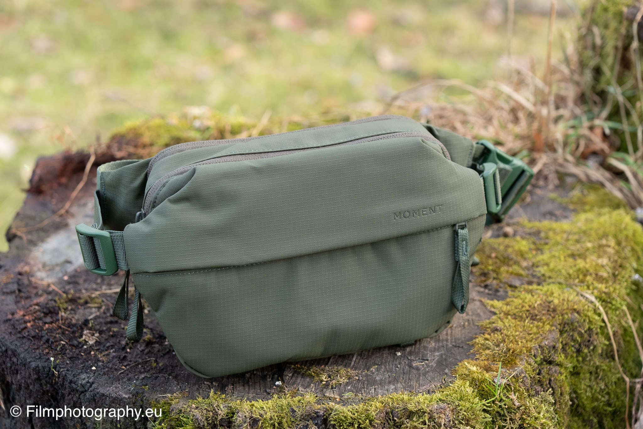 moment-everything-sling-review