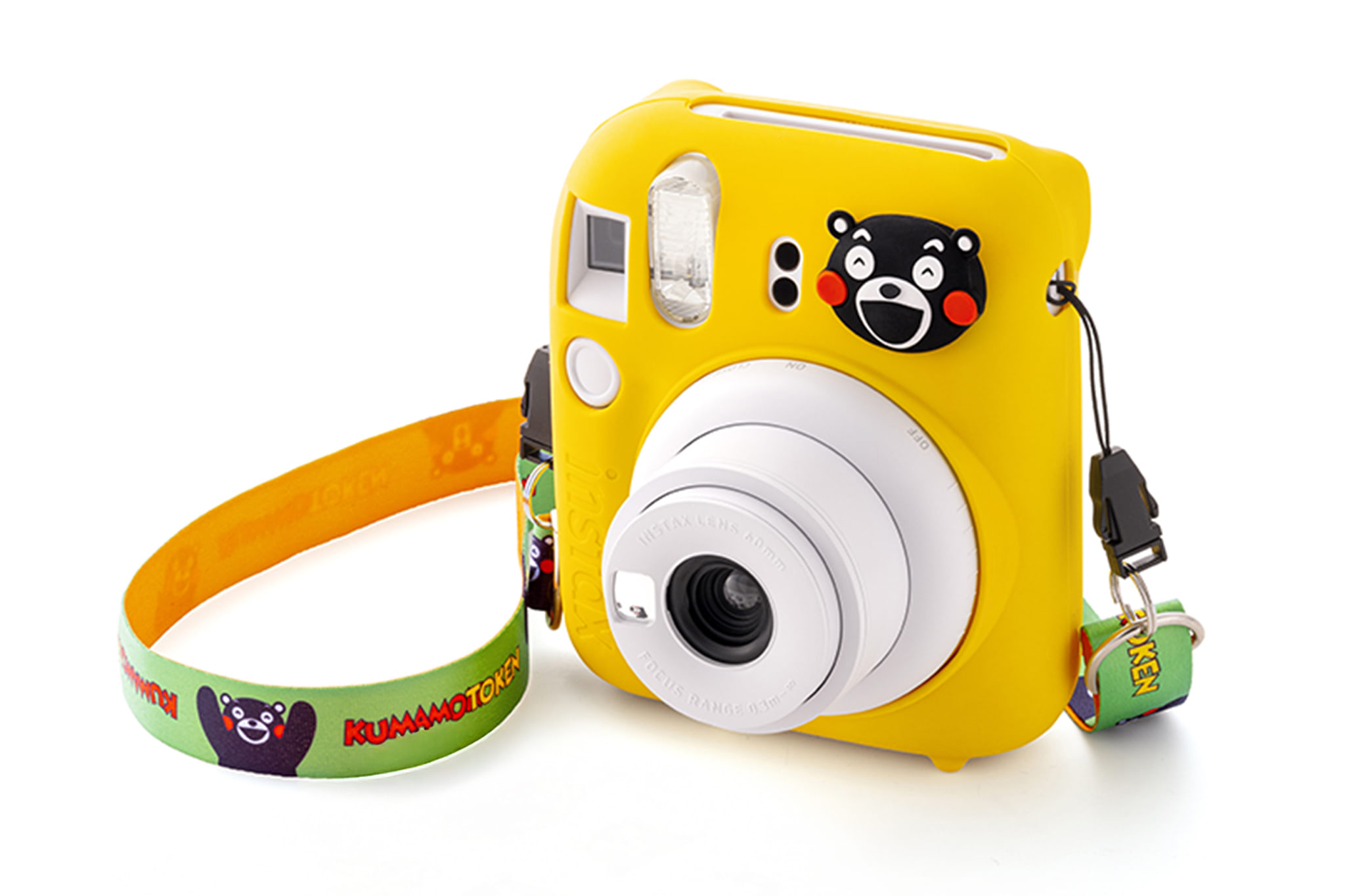 fujifilm-instax-mini-12-kumamon-edition-1