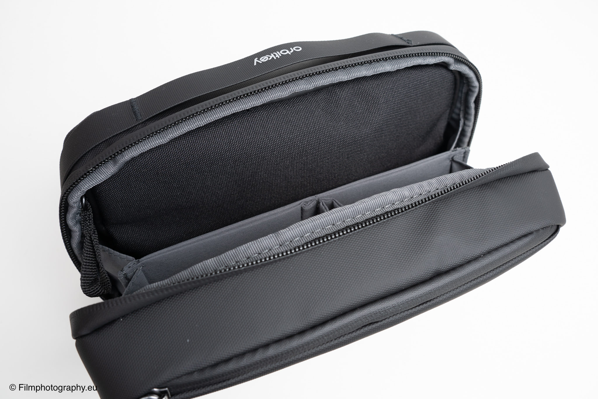 orbitkey-2-in-1-tech-accessory-pouch-review-25