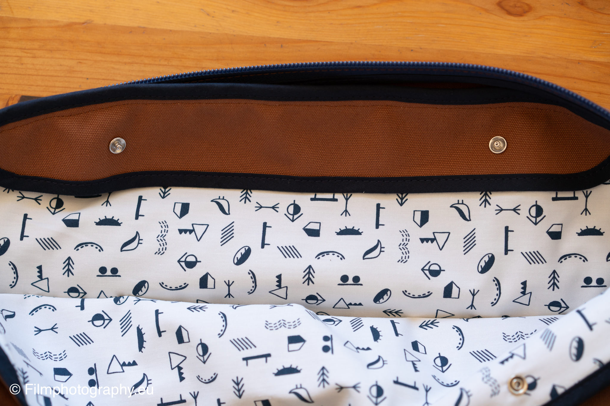 vous-pouvez-dormir-dans-la-grange-backpack-pattern