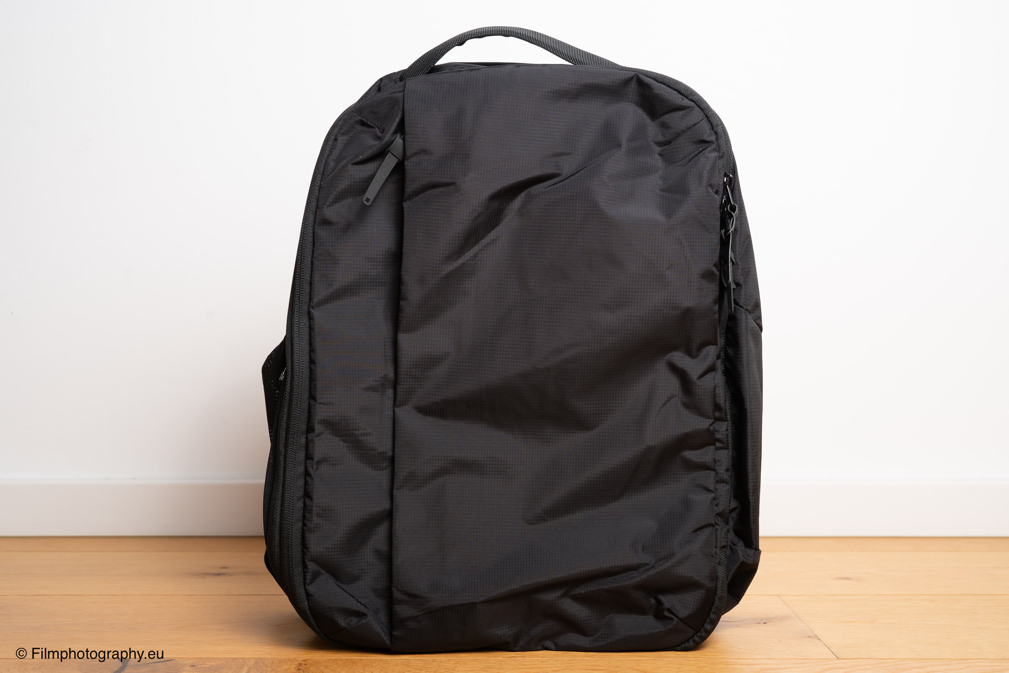 almond-oak-expandable-travel-backpack-review-1
