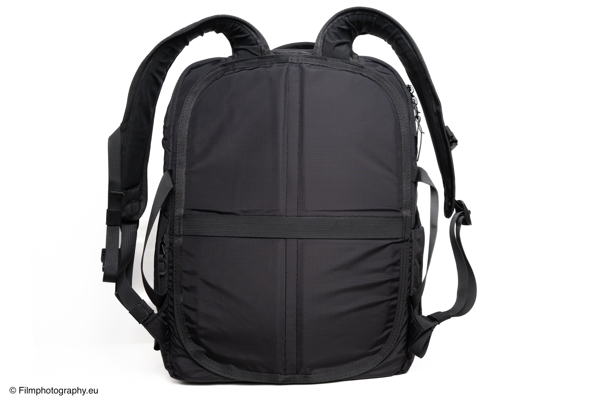 almond-oak-expandable-travel-backpack-review-13