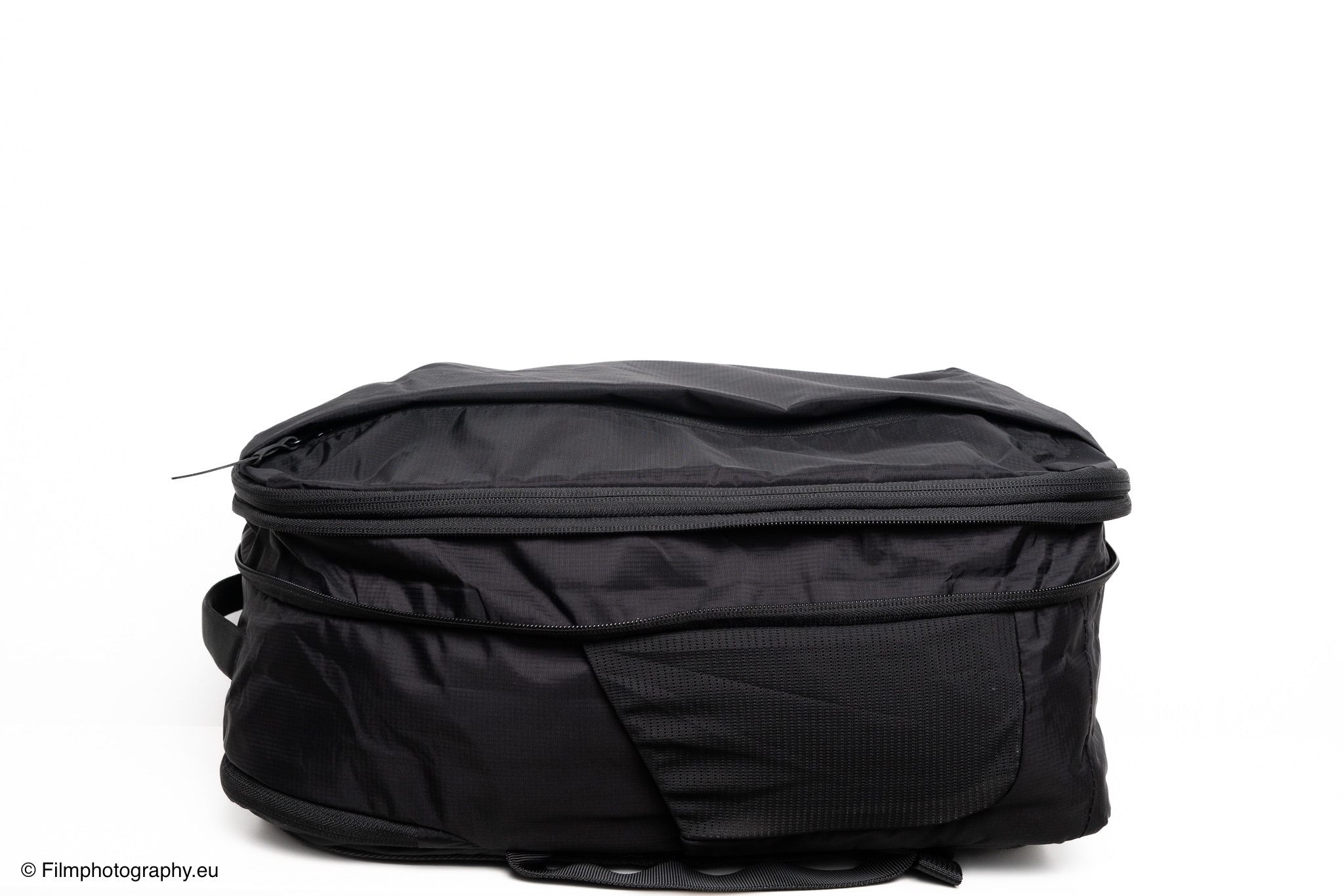 almond-oak-expandable-travel-backpack-review-17