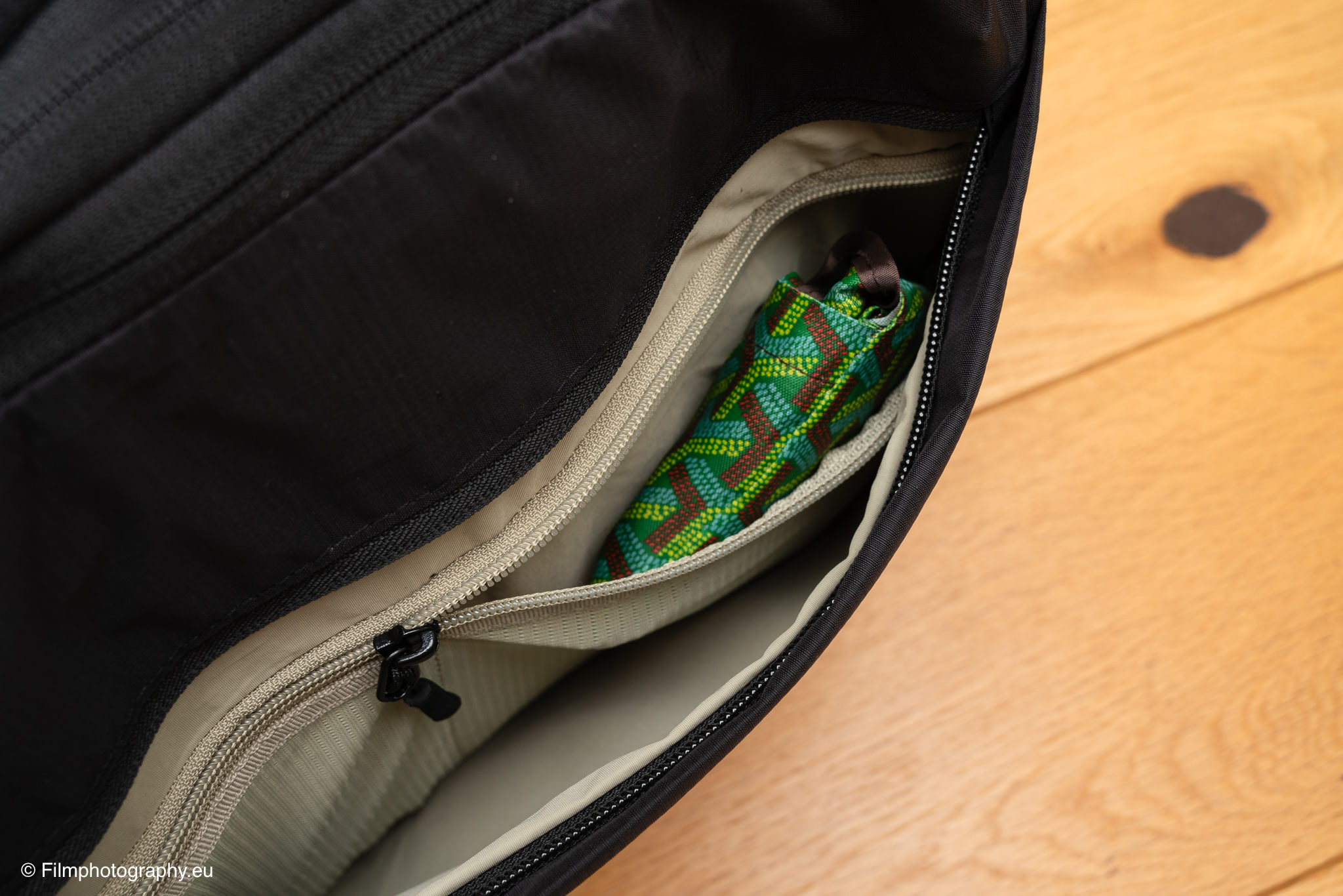 almond-oak-expandable-travel-backpack-review-40