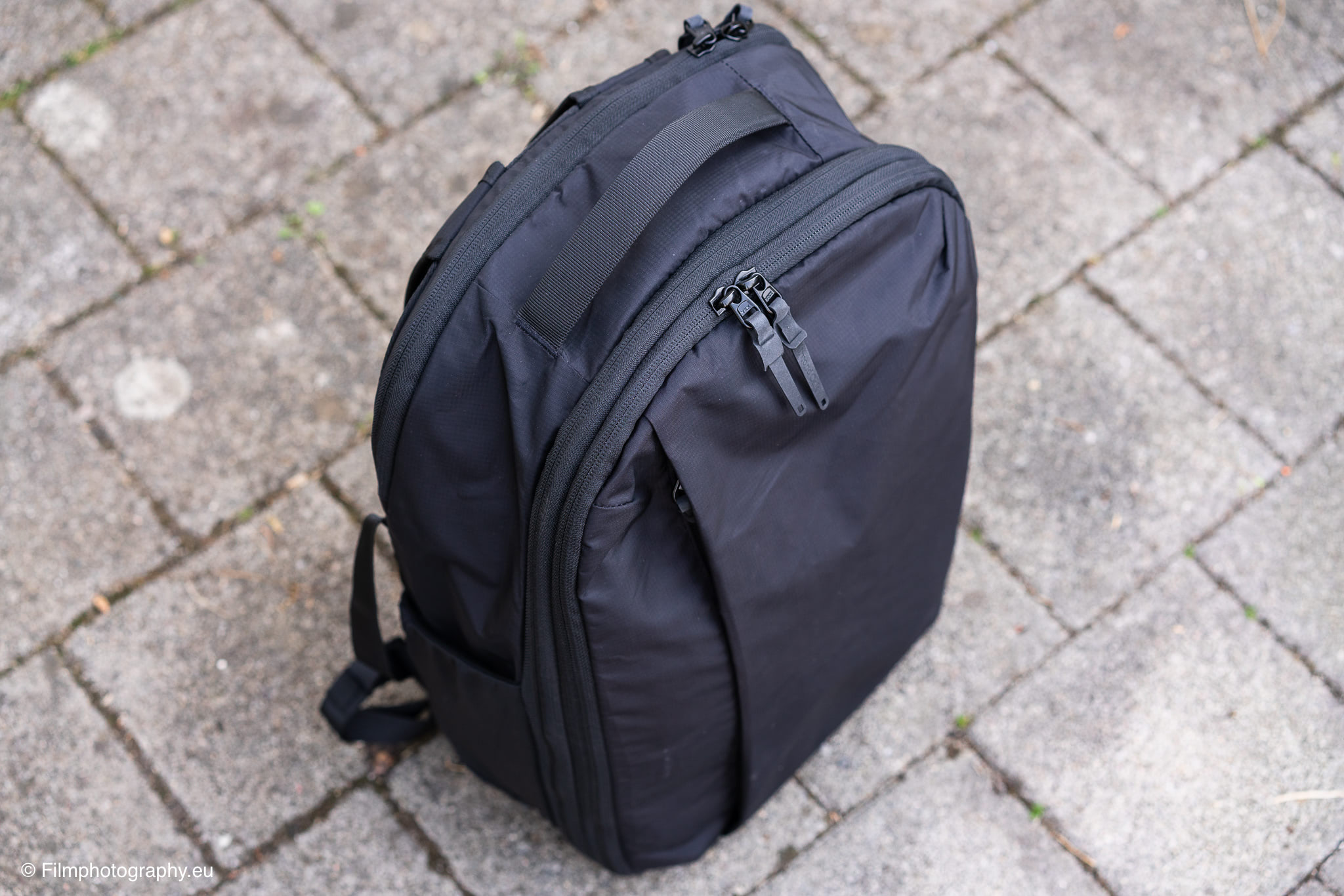 almond-oak-expandable-travel-backpack-review-6