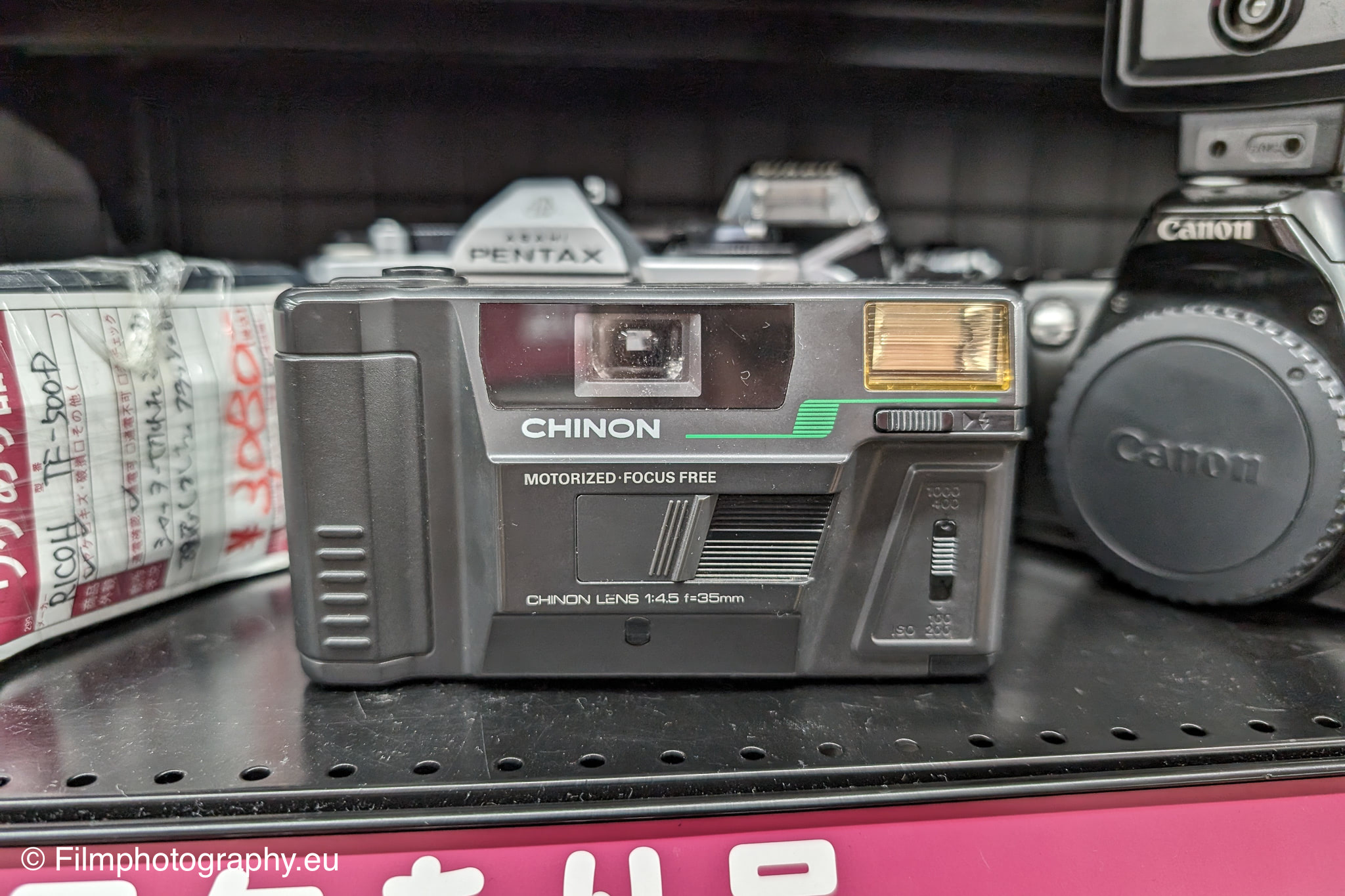 chinon-auto-gx-date-35mm-camera-guide-2