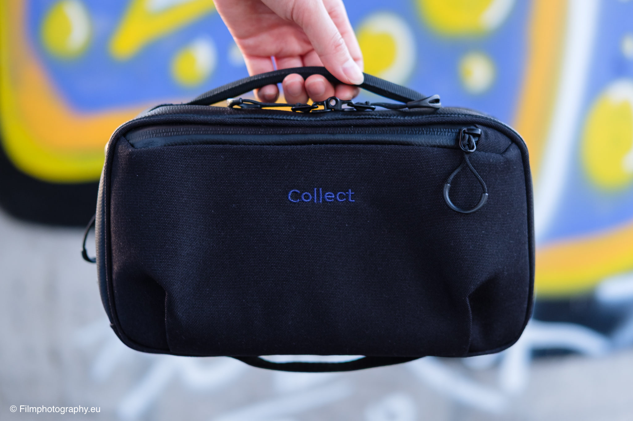collect-paris-utility-sling-bag-review-photographer-2