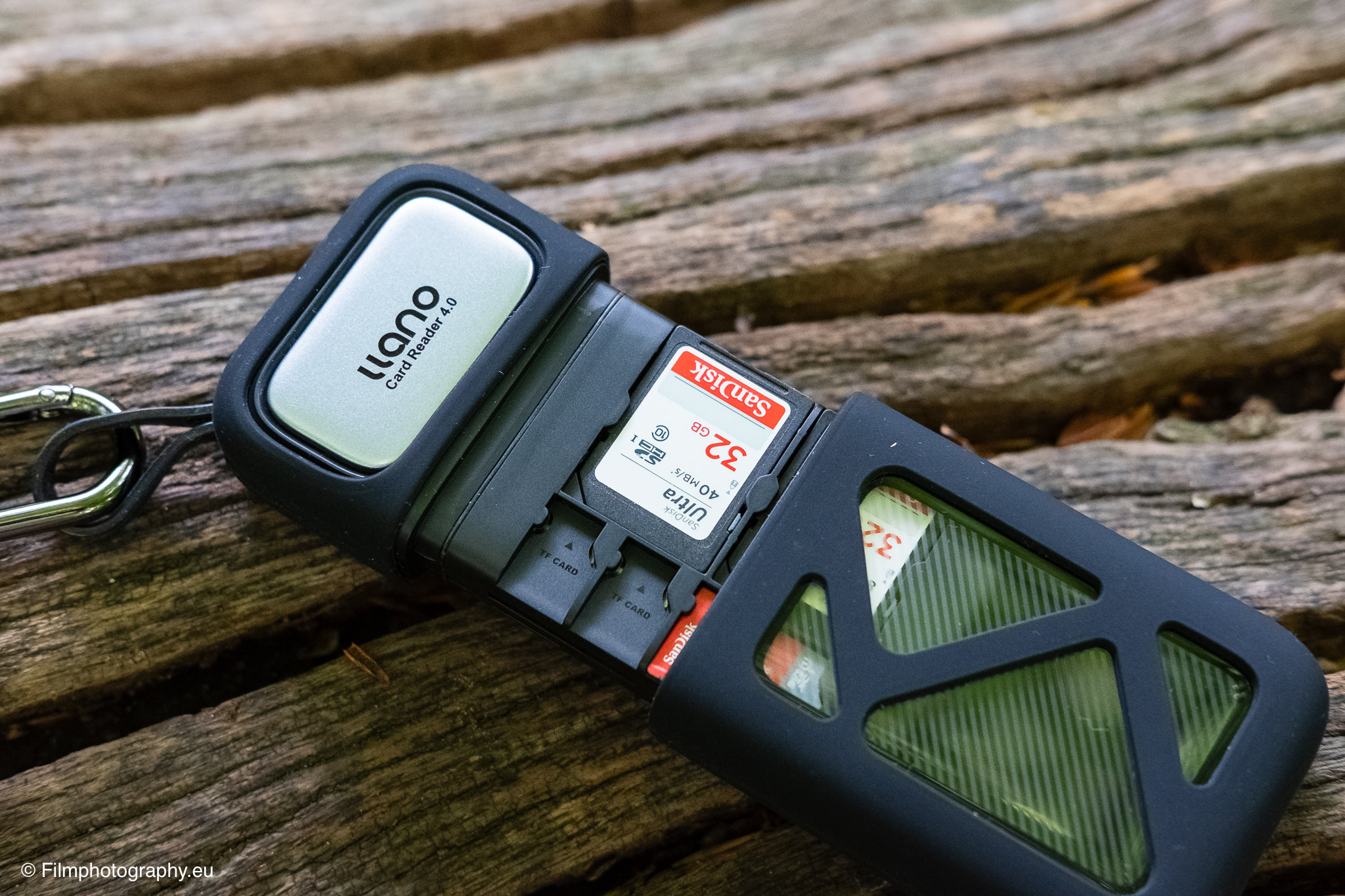 llano-2-in-1-high-speed-memory-card-reader-review-17