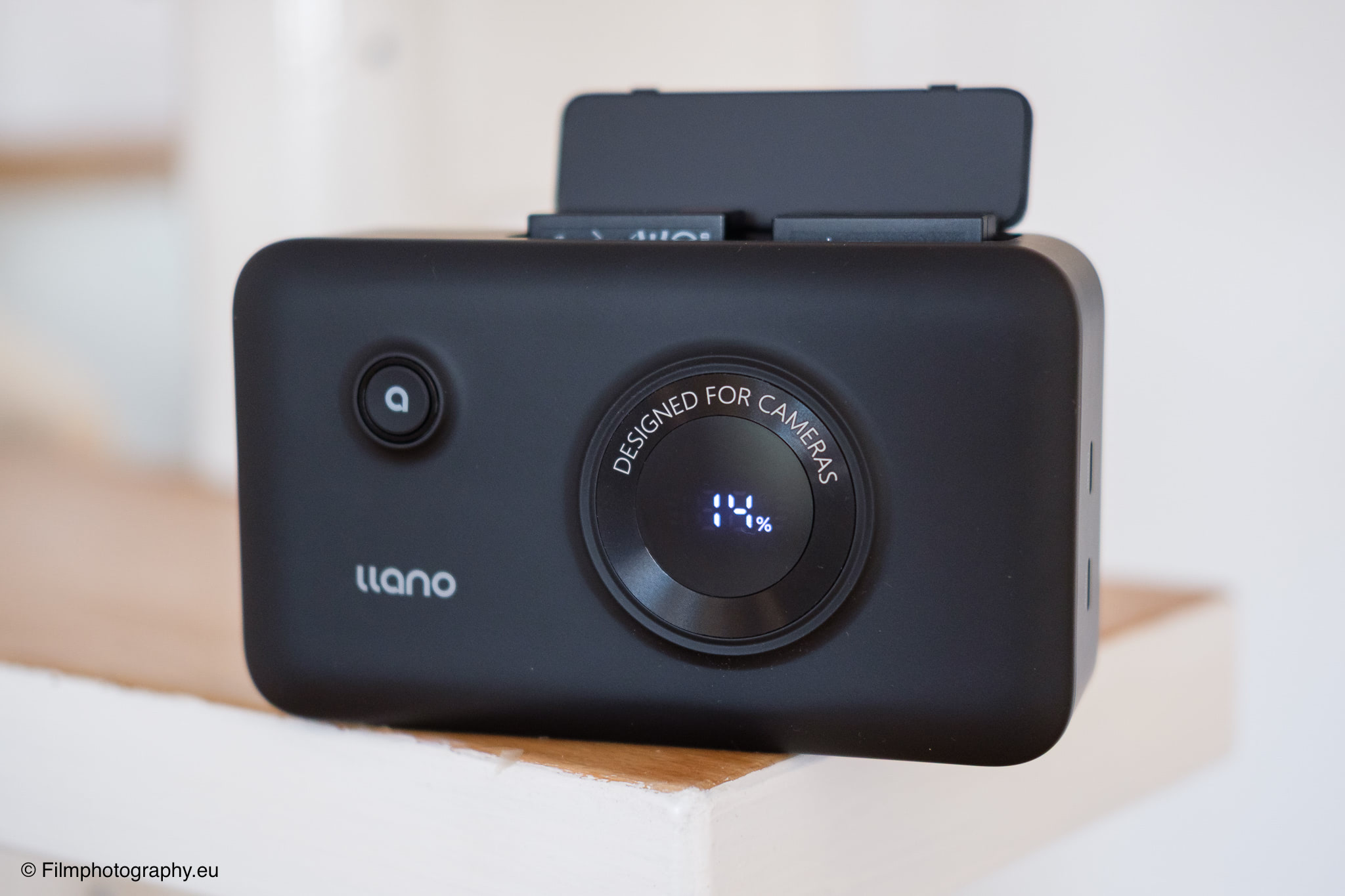 llano-cs3-camera-charger-powerbank-review-1